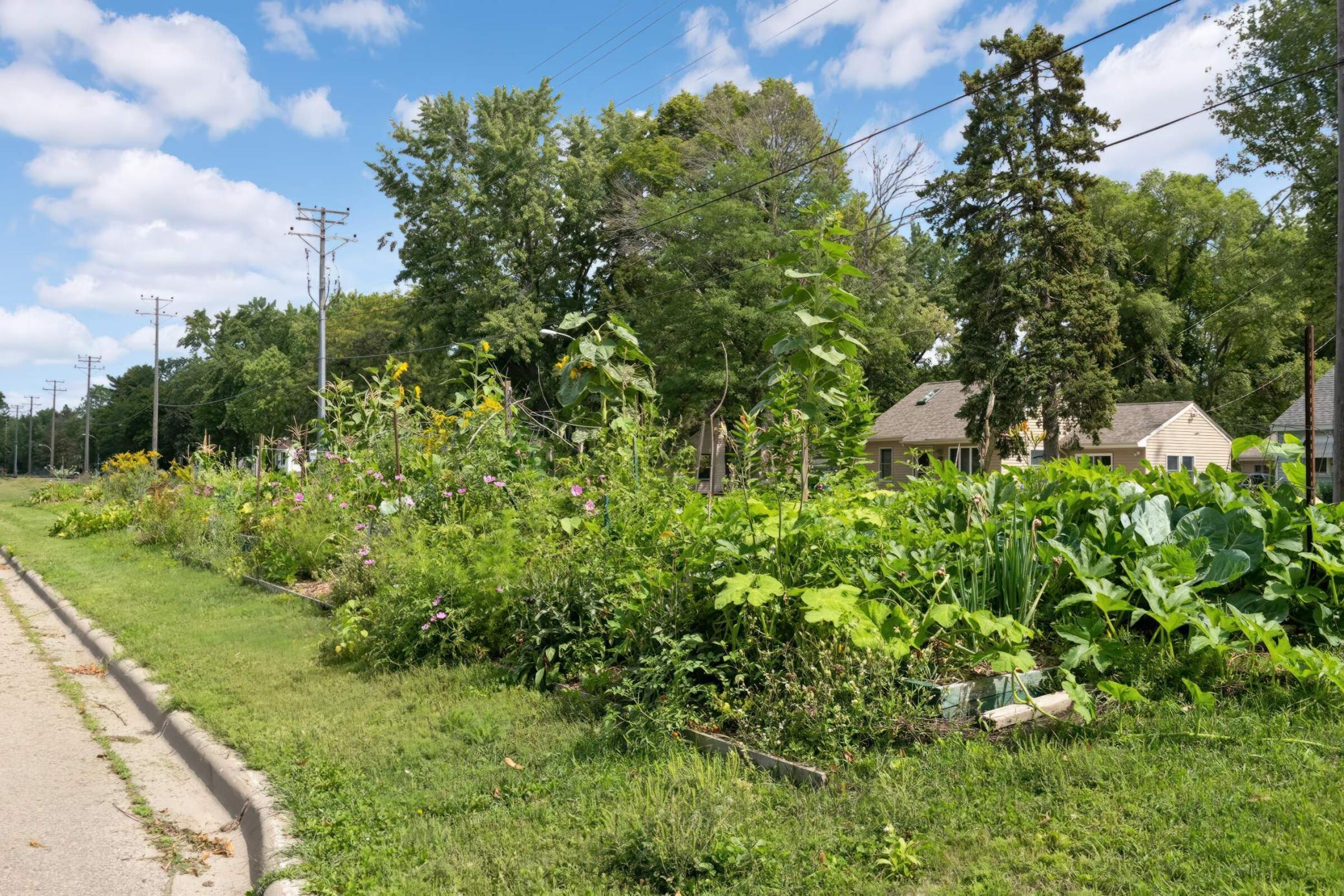 View of Residential at 7232 Girard Avenue, Richfield MN 55423, Richfield (41 of 45) - Mike Wilen | Minnesota Team Real Estate