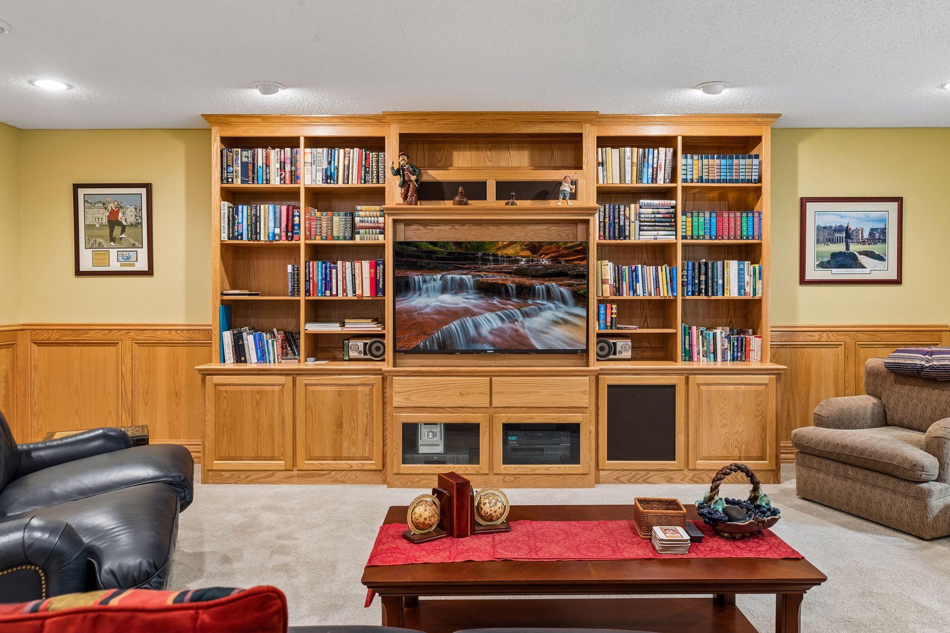 View of Residential at 10162 Chestnut Circle, Brooklyn Park MN 55443, Brooklyn Park (25 of 45) - Mike Wilen | Minnesota Team Real Estate