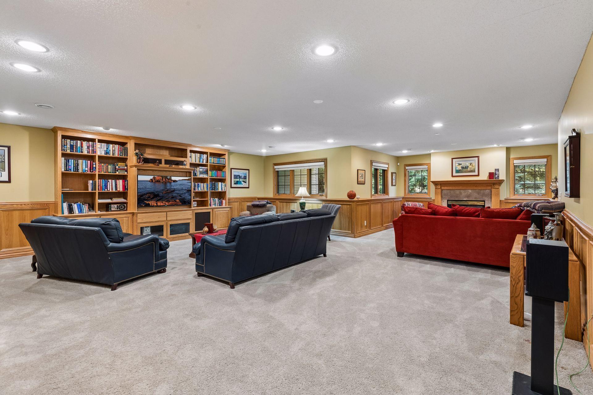 View of Residential at 10162 Chestnut Circle, Brooklyn Park MN 55443, Brooklyn Park (27 of 45) - Mike Wilen | Minnesota Team Real Estate