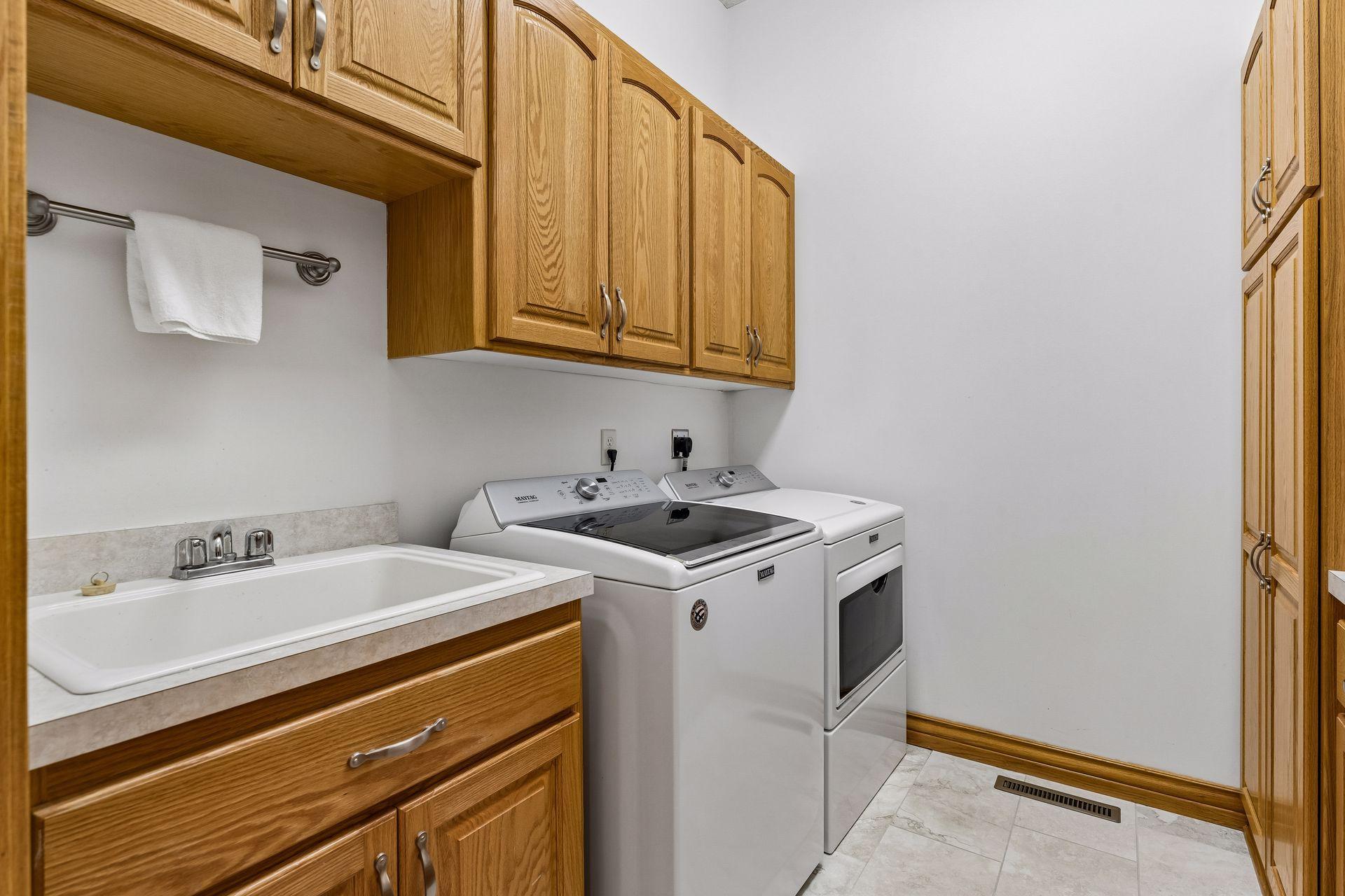 View of Residential at 10162 Chestnut Circle, Brooklyn Park MN 55443, Brooklyn Park (23 of 45) - Mike Wilen | Minnesota Team Real Estate