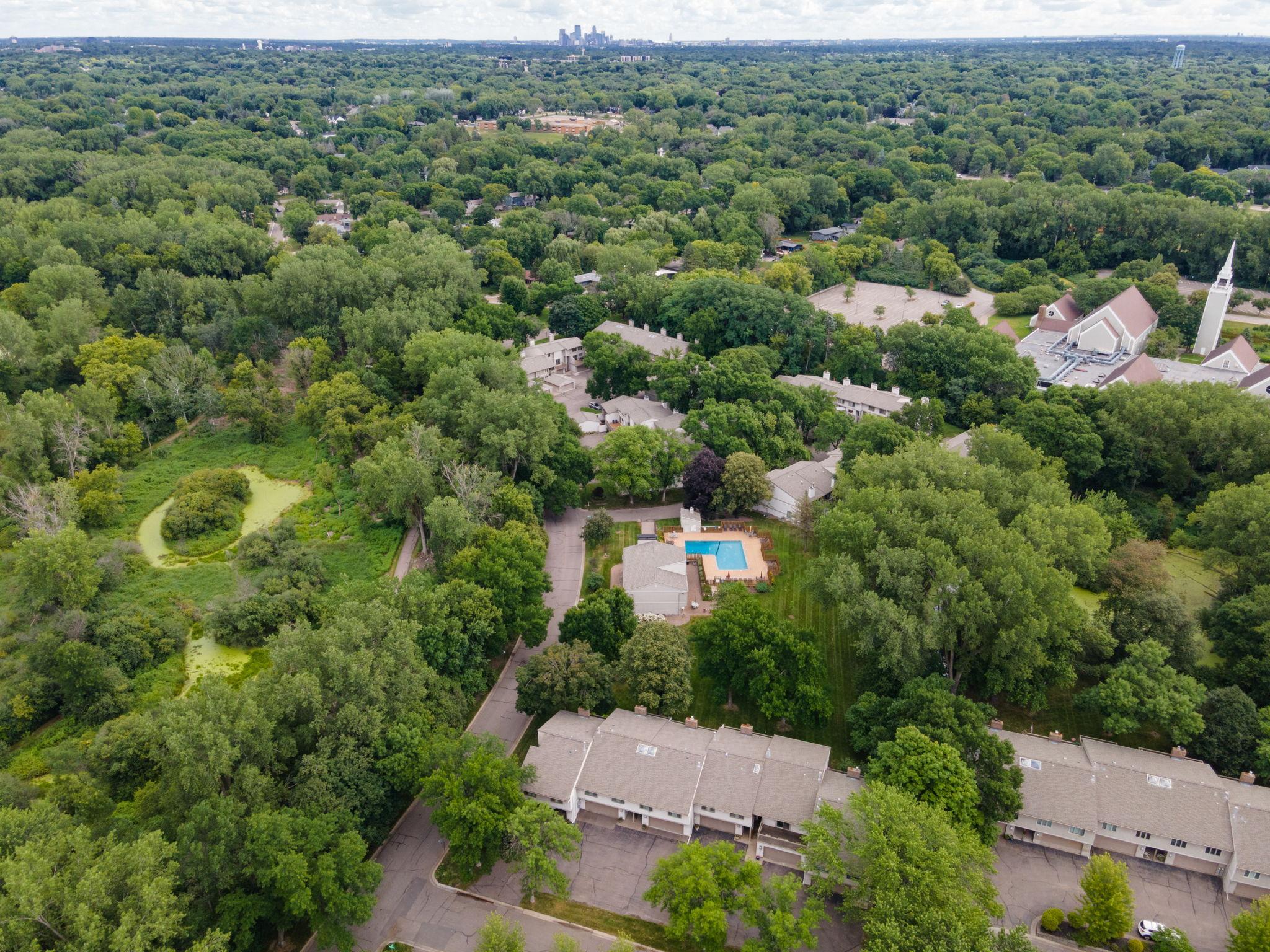 View of Residential at 6304 Red Fox Lane, Edina MN 55436, Edina (45 of 52) - Mike Wilen | Minnesota Team Real Estate