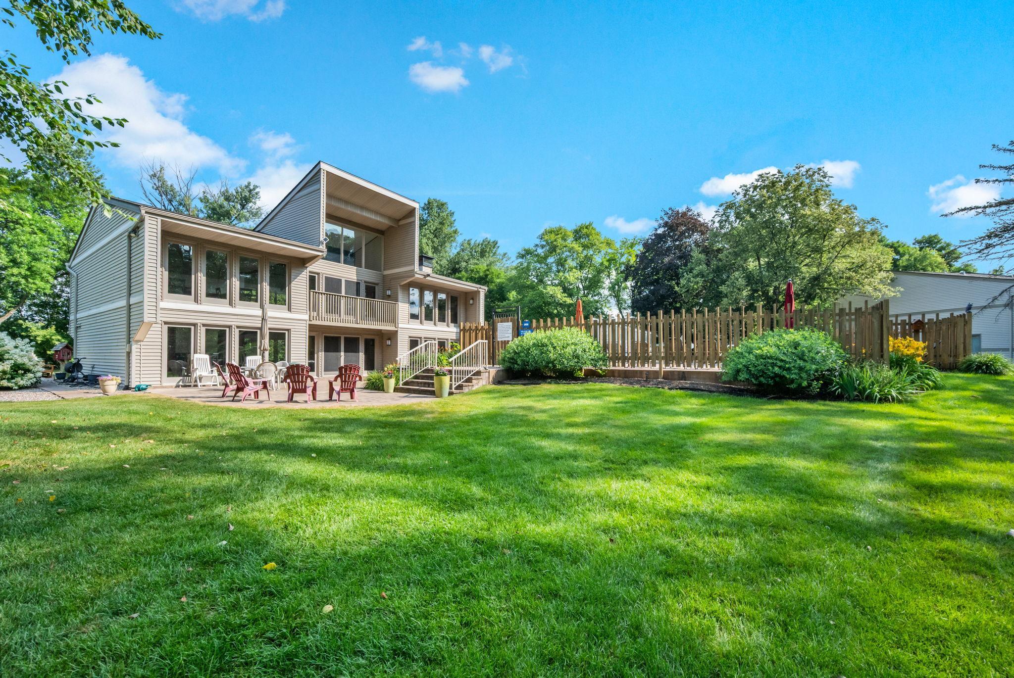 View of Residential at 6304 Red Fox Lane, Edina MN 55436, Edina (40 of 52) - Mike Wilen | Minnesota Team Real Estate
