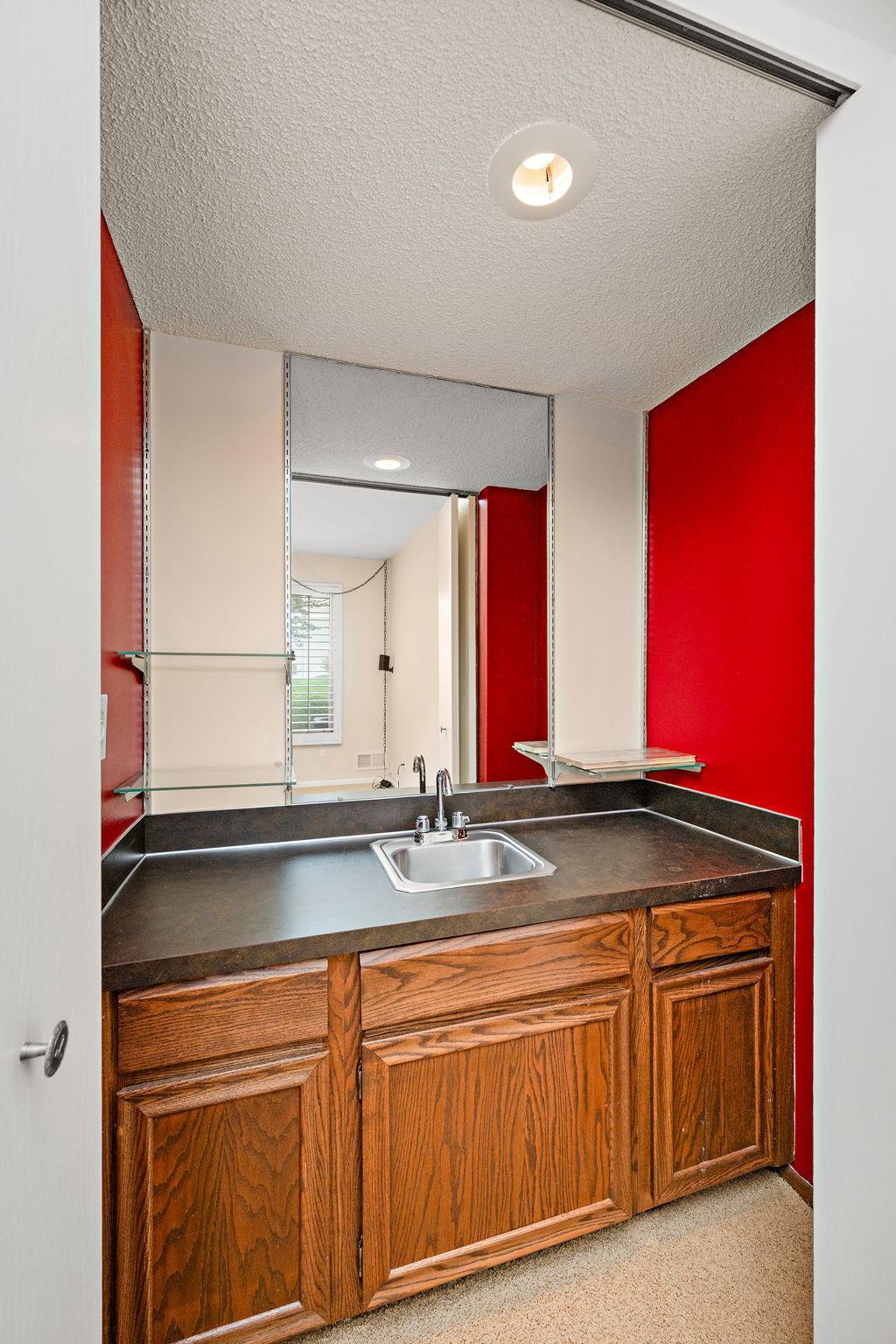 View of Residential at 6304 Red Fox Lane, Edina MN 55436, Edina (24 of 52) - Mike Wilen | Minnesota Team Real Estate