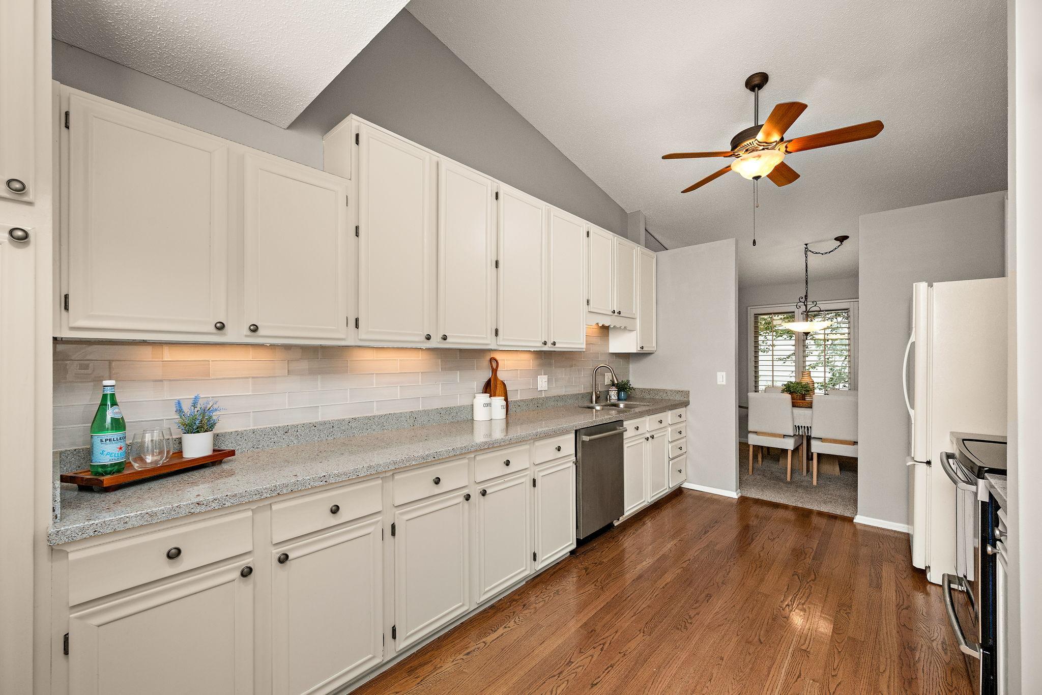 View of Residential at 6304 Red Fox Lane, Edina MN 55436, Edina (12 of 52) - Mike Wilen | Minnesota Team Real Estate