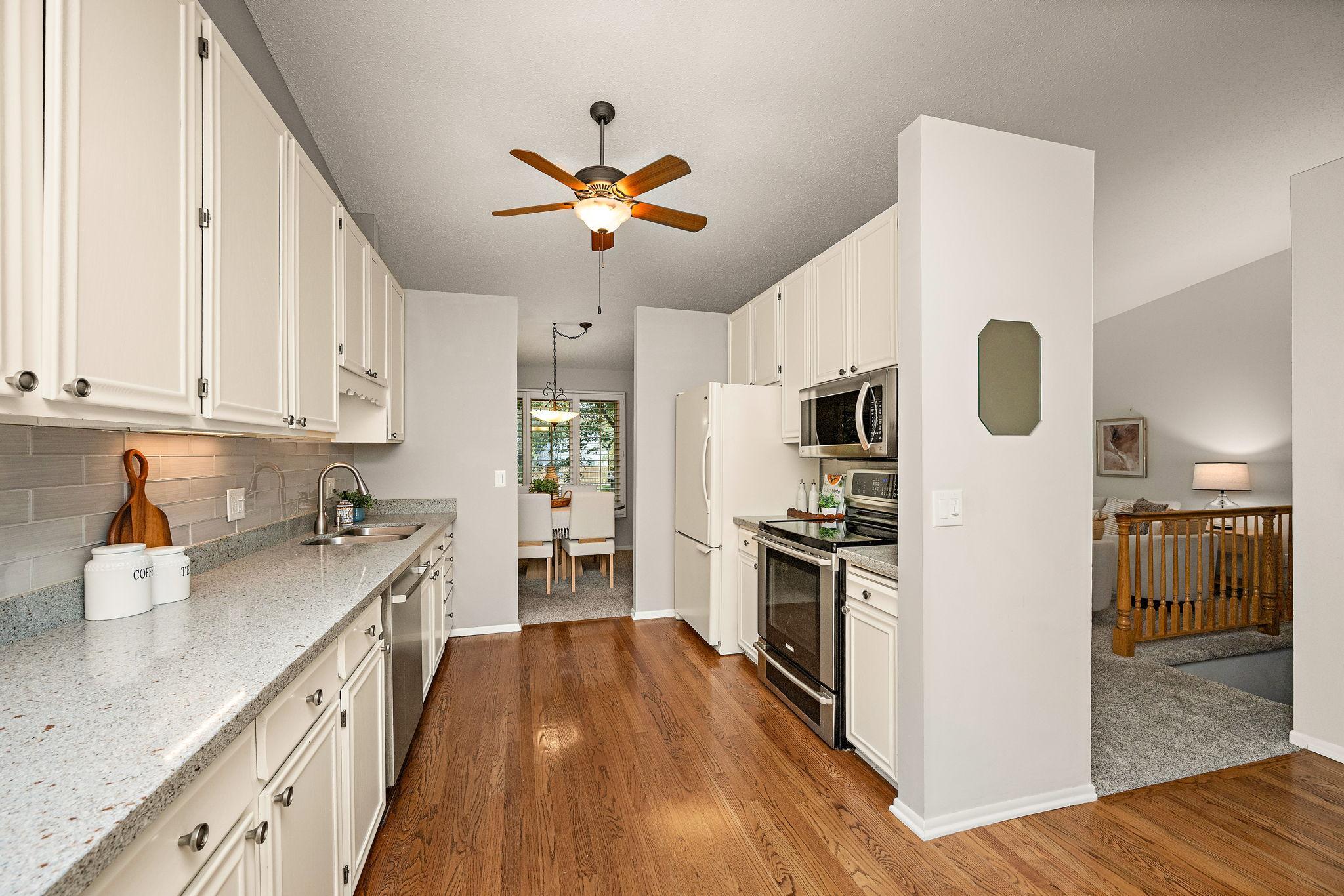 View of Residential at 6304 Red Fox Lane, Edina MN 55436, Edina (11 of 52) - Mike Wilen | Minnesota Team Real Estate