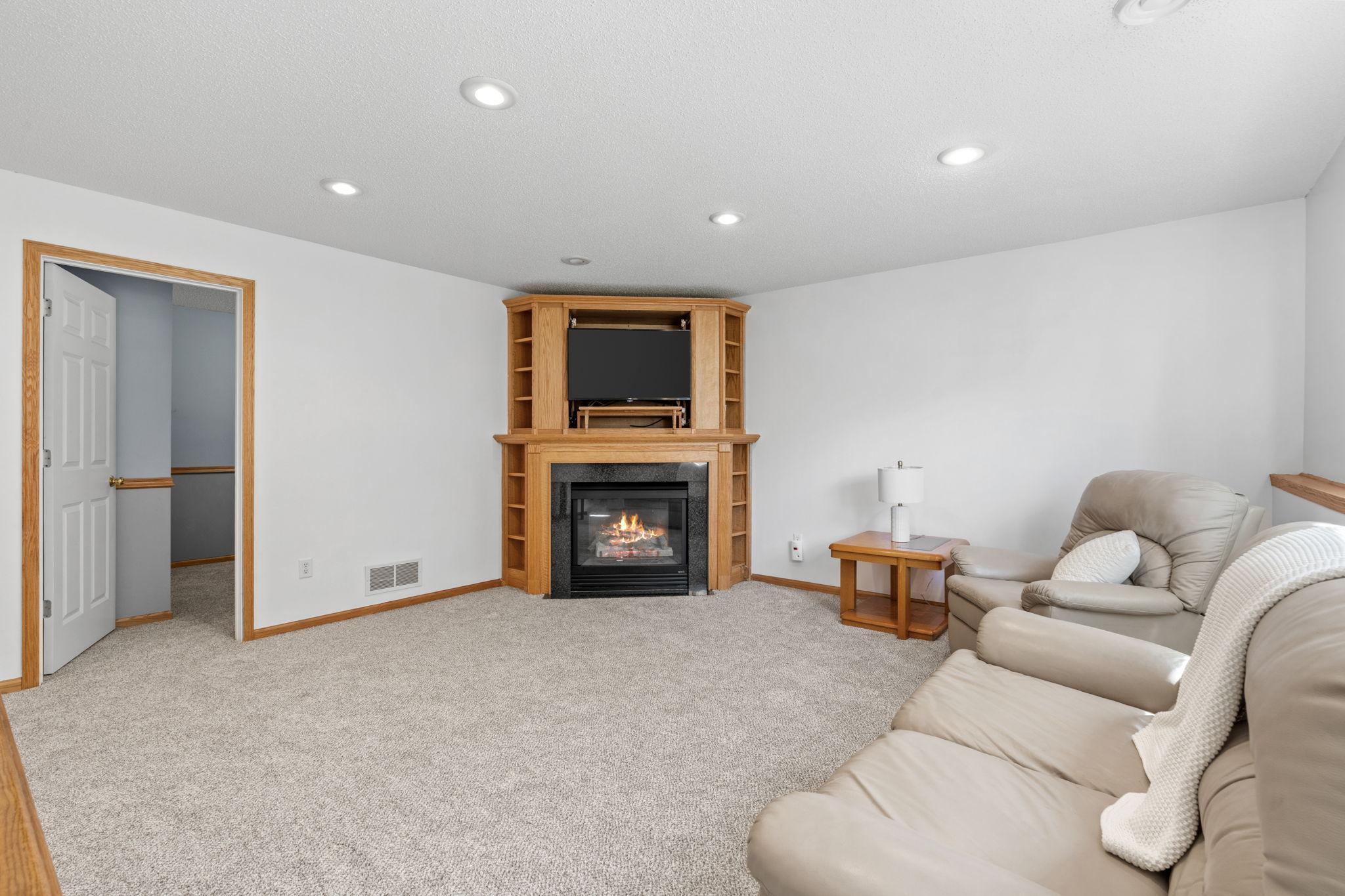 View of Residential at 15642 Chasewood Court, Rosemount MN 55068, Rosemount (27 of 36) - Mike Wilen | Minnesota Team Real Estate
