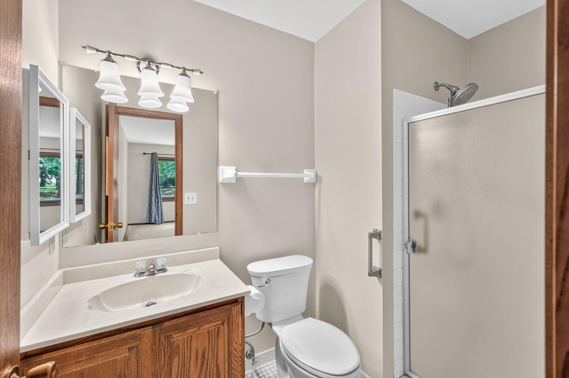 View of Residential at 2813 Robinwood Way, Woodbury MN 55125, Woodbury (25 of 31) - Mike Wilen | Minnesota Team Real Estate