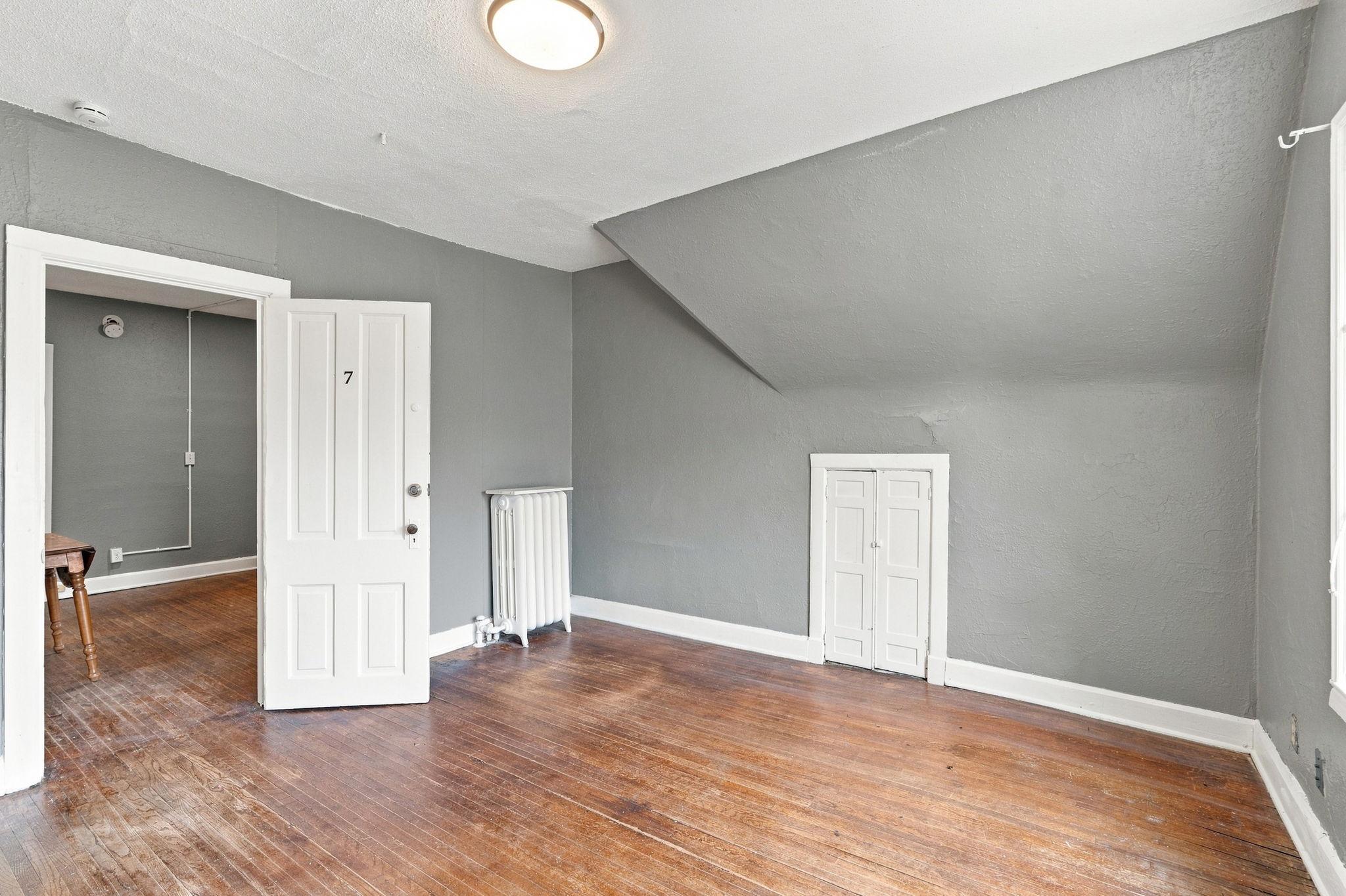View of Residential Income at 416 8th Avenue, Minneapolis MN 55414, Minneapolis (47 of 49) - Mike Wilen | Minnesota Team Real Estate