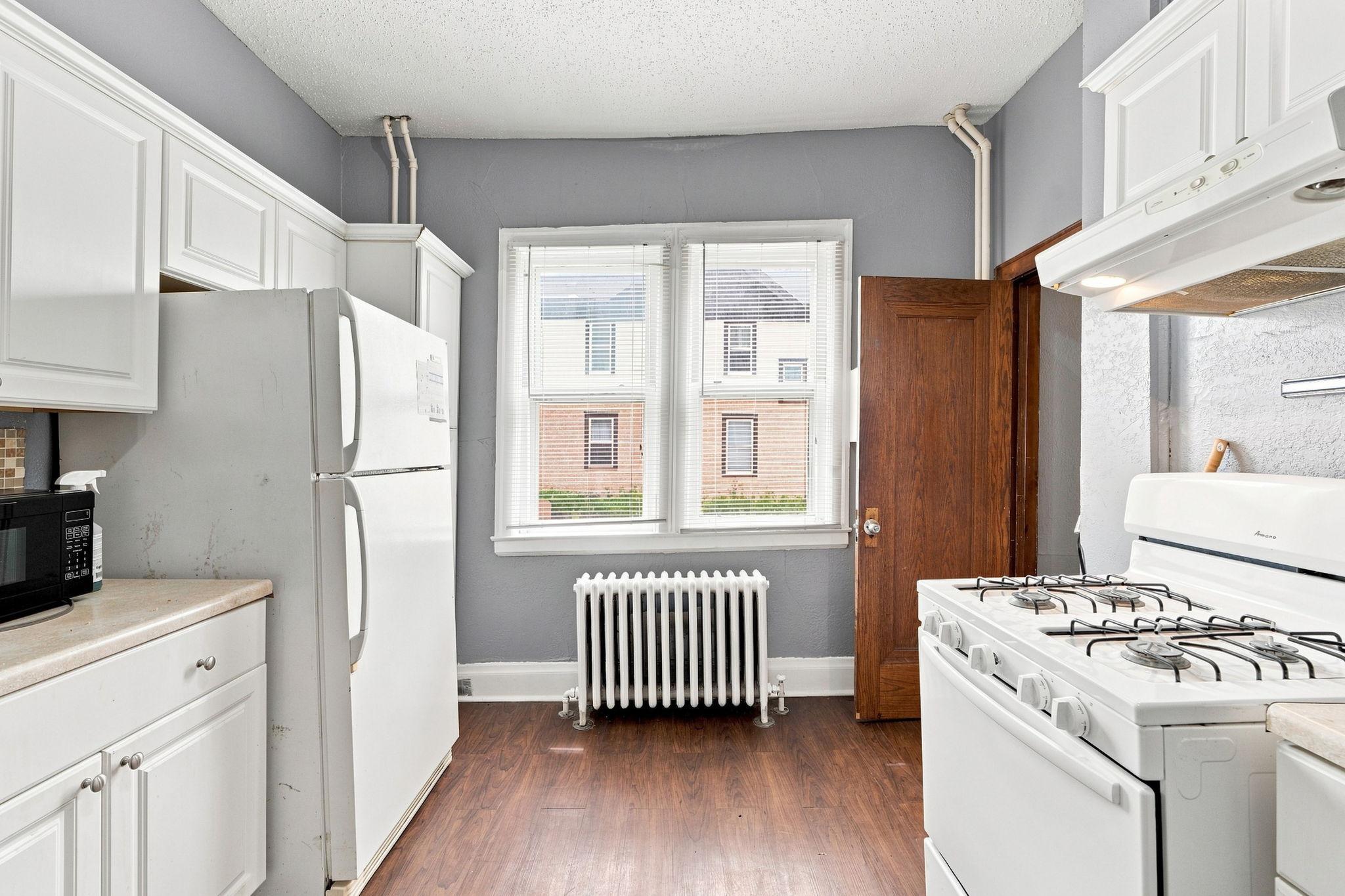 View of Residential Income at 416 8th Avenue, Minneapolis MN 55414, Minneapolis (21 of 49) - Mike Wilen | Minnesota Team Real Estate
