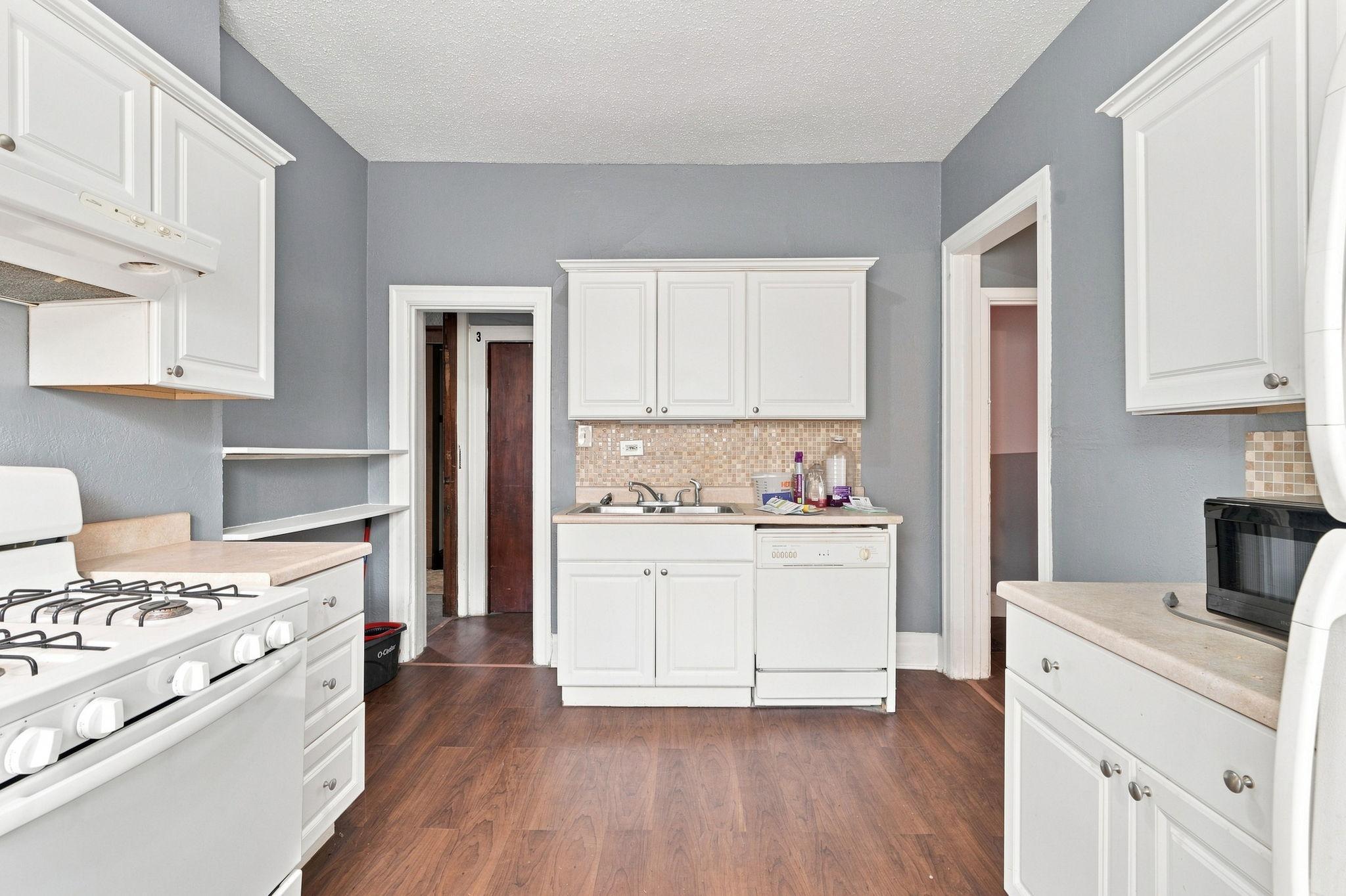 View of Residential Income at 416 8th Avenue, Minneapolis MN 55414, Minneapolis (19 of 49) - Mike Wilen | Minnesota Team Real Estate