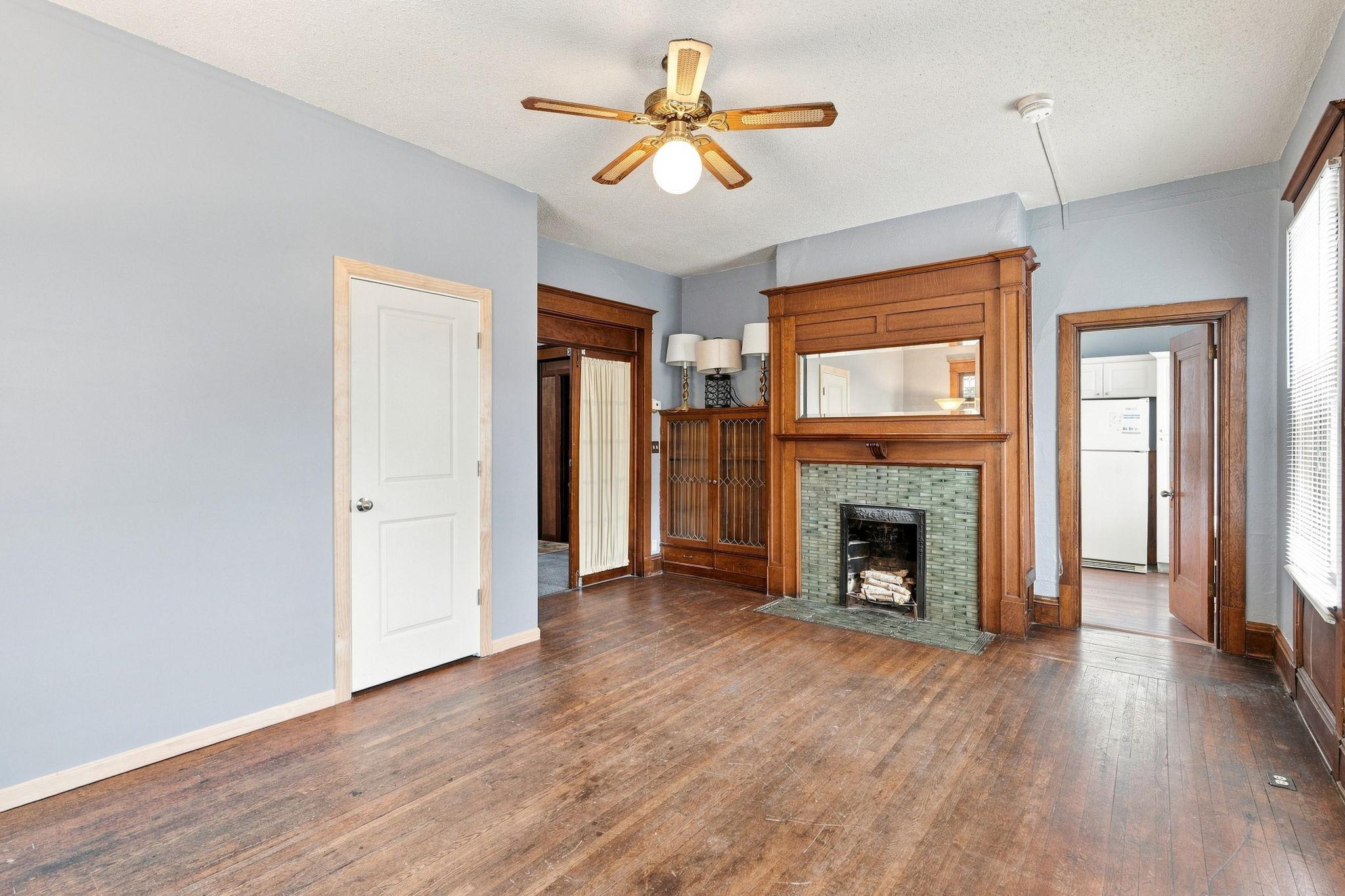 View of Residential Income at 416 8th Avenue, Minneapolis MN 55414, Minneapolis (17 of 49) - Mike Wilen | Minnesota Team Real Estate