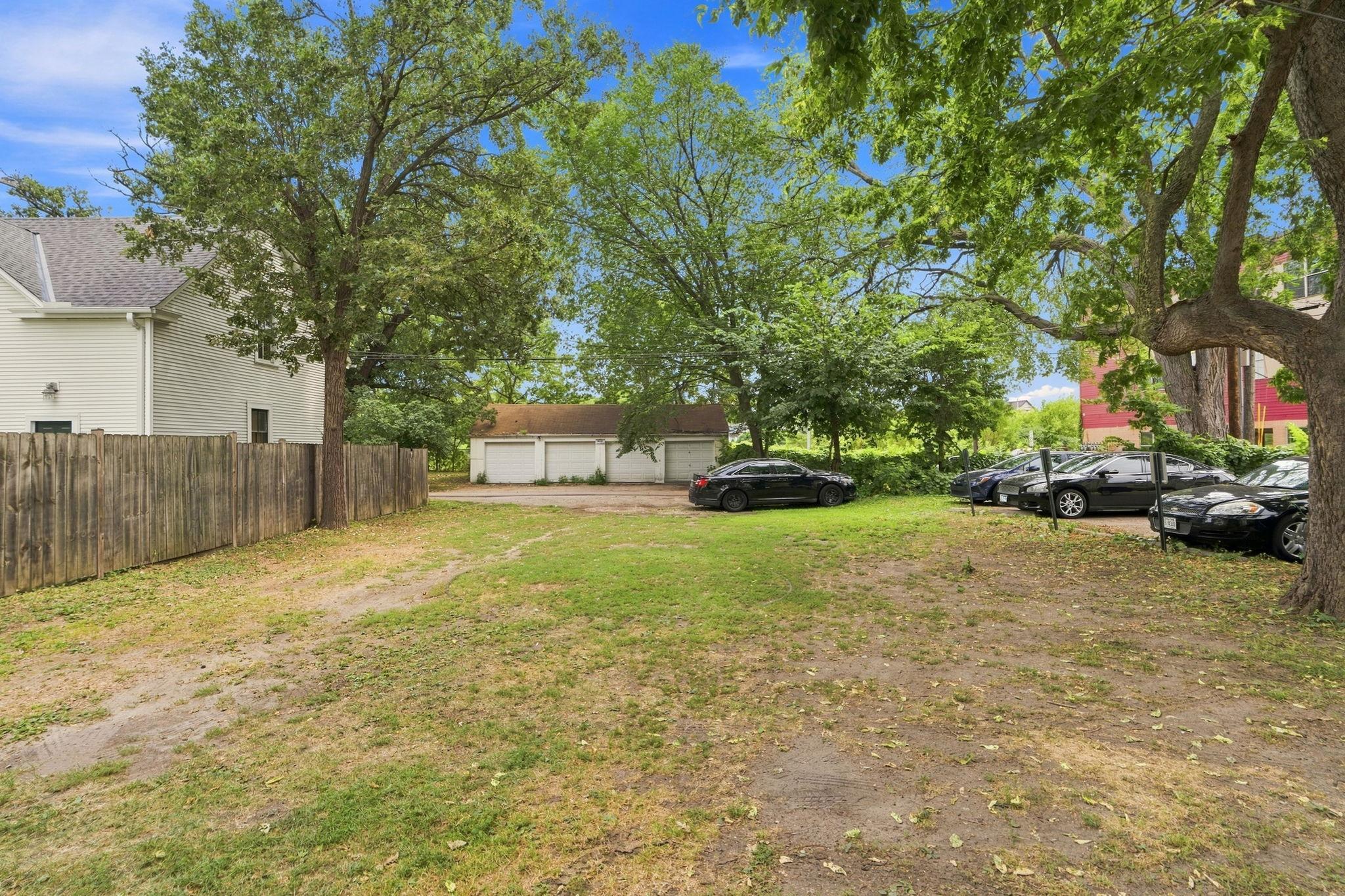 View of Residential Income at 416 8th Avenue, Minneapolis MN 55414, Minneapolis (8 of 49) - Mike Wilen | Minnesota Team Real Estate