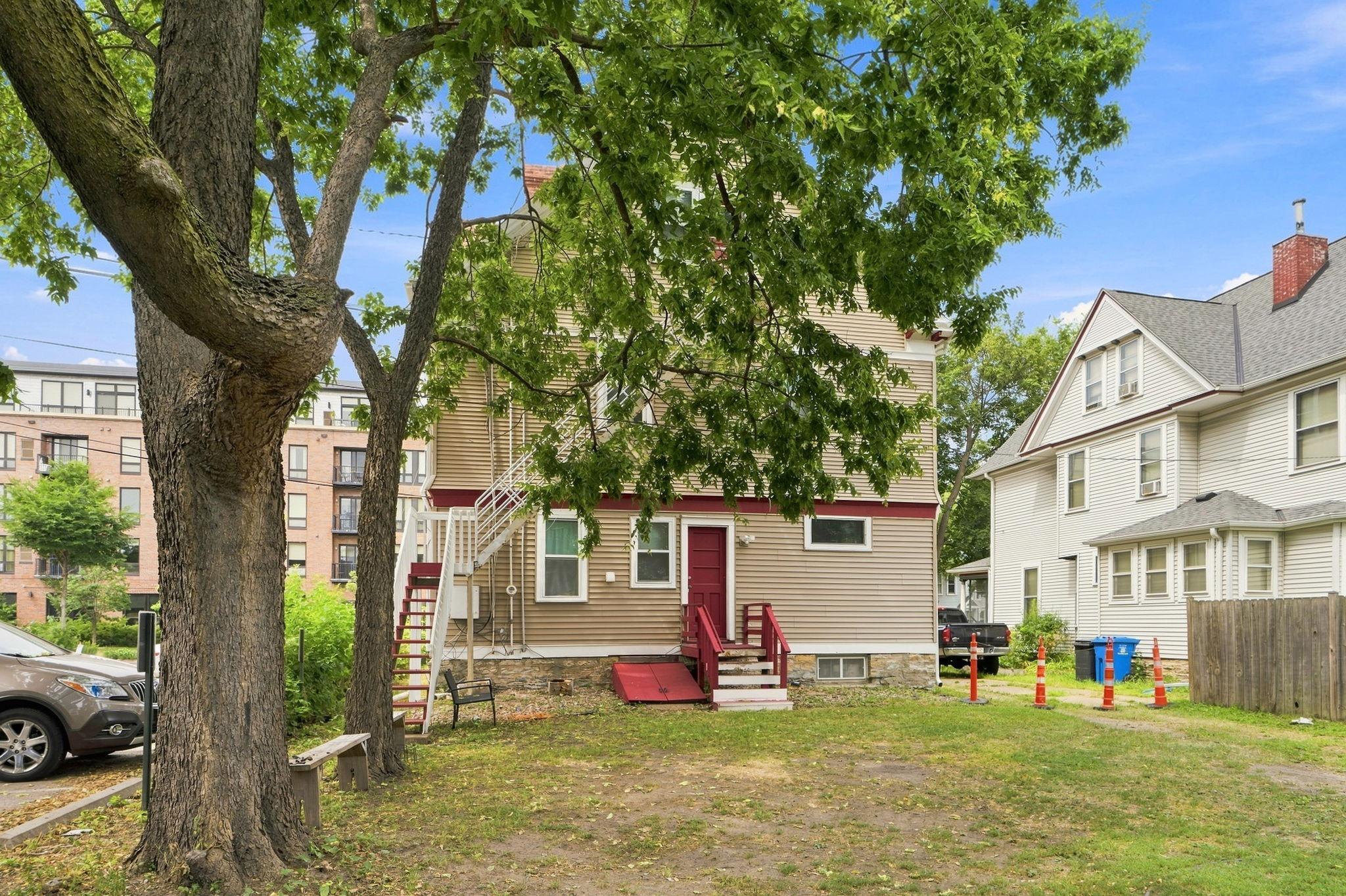 View of Residential Income at 416 8th Avenue, Minneapolis MN 55414, Minneapolis (6 of 49) - Mike Wilen | Minnesota Team Real Estate