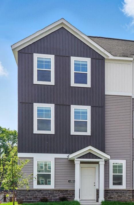 View of (TH) Side x Side at 8760 Island Trail Echo, Lake Elmo - Mike Wilen | Minnesota Team Real Estate