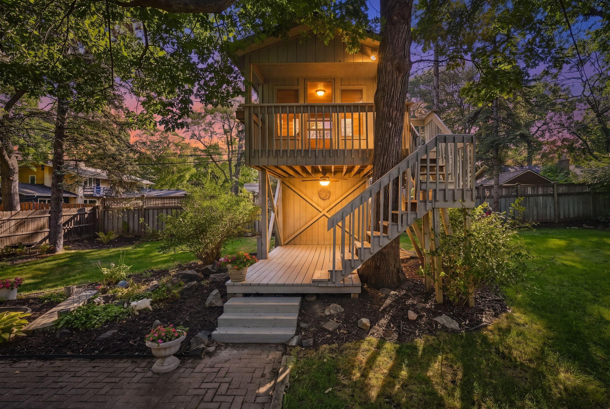 View of Residential at 1620 Sumter Avenue, Golden Valley MN 55427, Golden Valley (29 of 35) - Mike Wilen | Minnesota Team Real Estate
