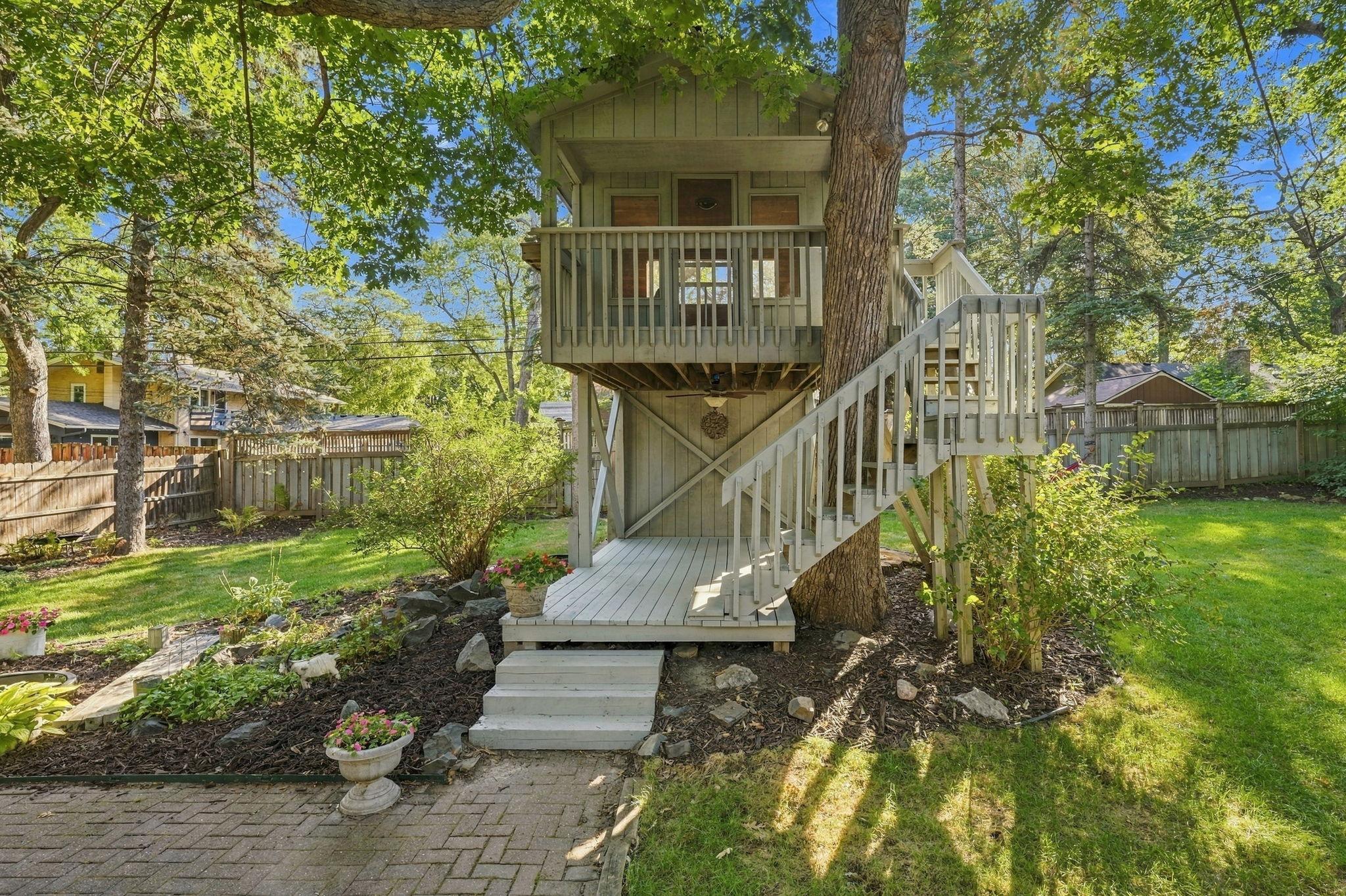 View of Residential at 1620 Sumter Avenue, Golden Valley MN 55427, Golden Valley (13 of 35) - Mike Wilen | Minnesota Team Real Estate