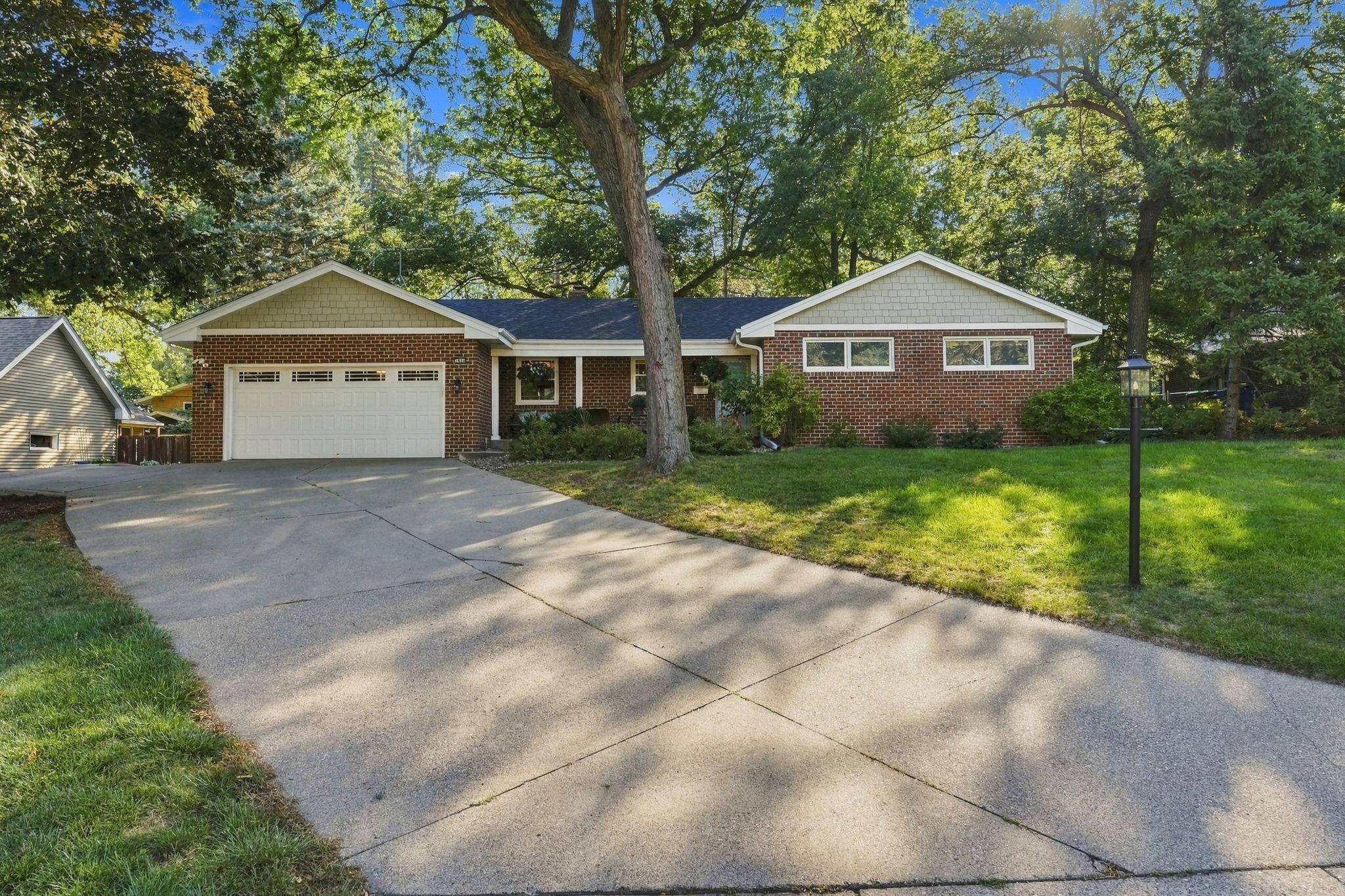 View of Single Family at 1620 Sumter Avenue, Golden Valley - Mike Wilen | Minnesota Team Real Estate
