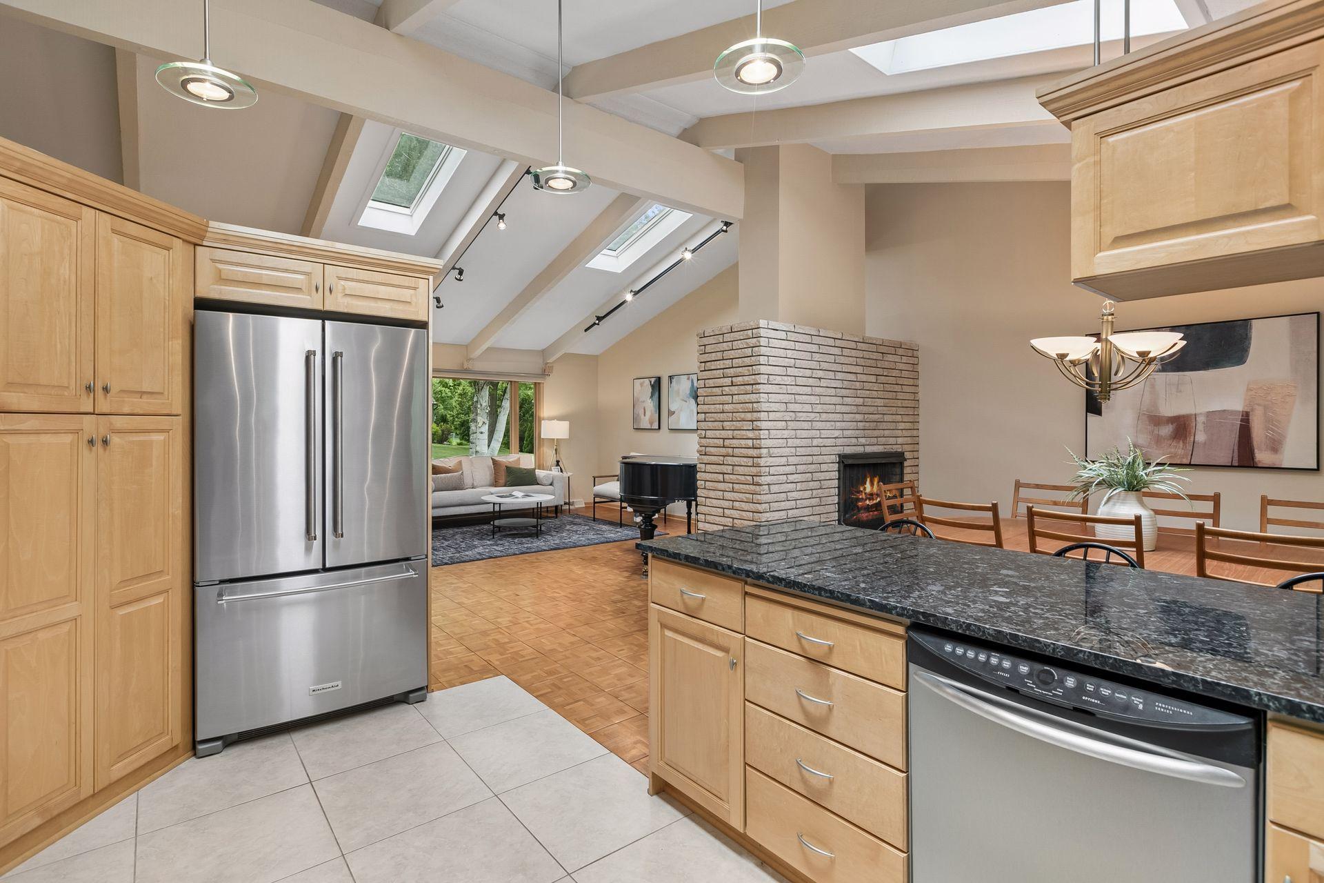 View of Residential at 2700 Kyle Avenue, Golden Valley MN 55422, Golden Valley (19 of 44) - Mike Wilen | Minnesota Team Real Estate