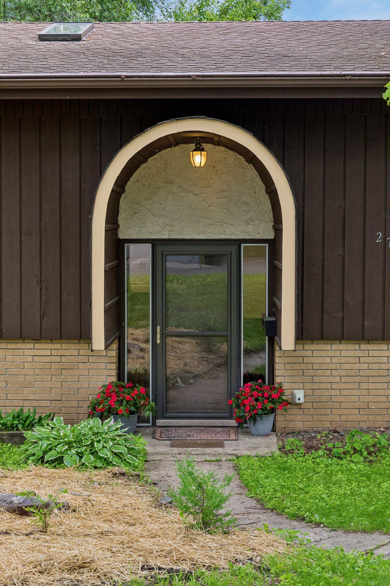 View of Residential at 2700 Kyle Avenue, Golden Valley MN 55422, Golden Valley (4 of 44) - Mike Wilen | Minnesota Team Real Estate