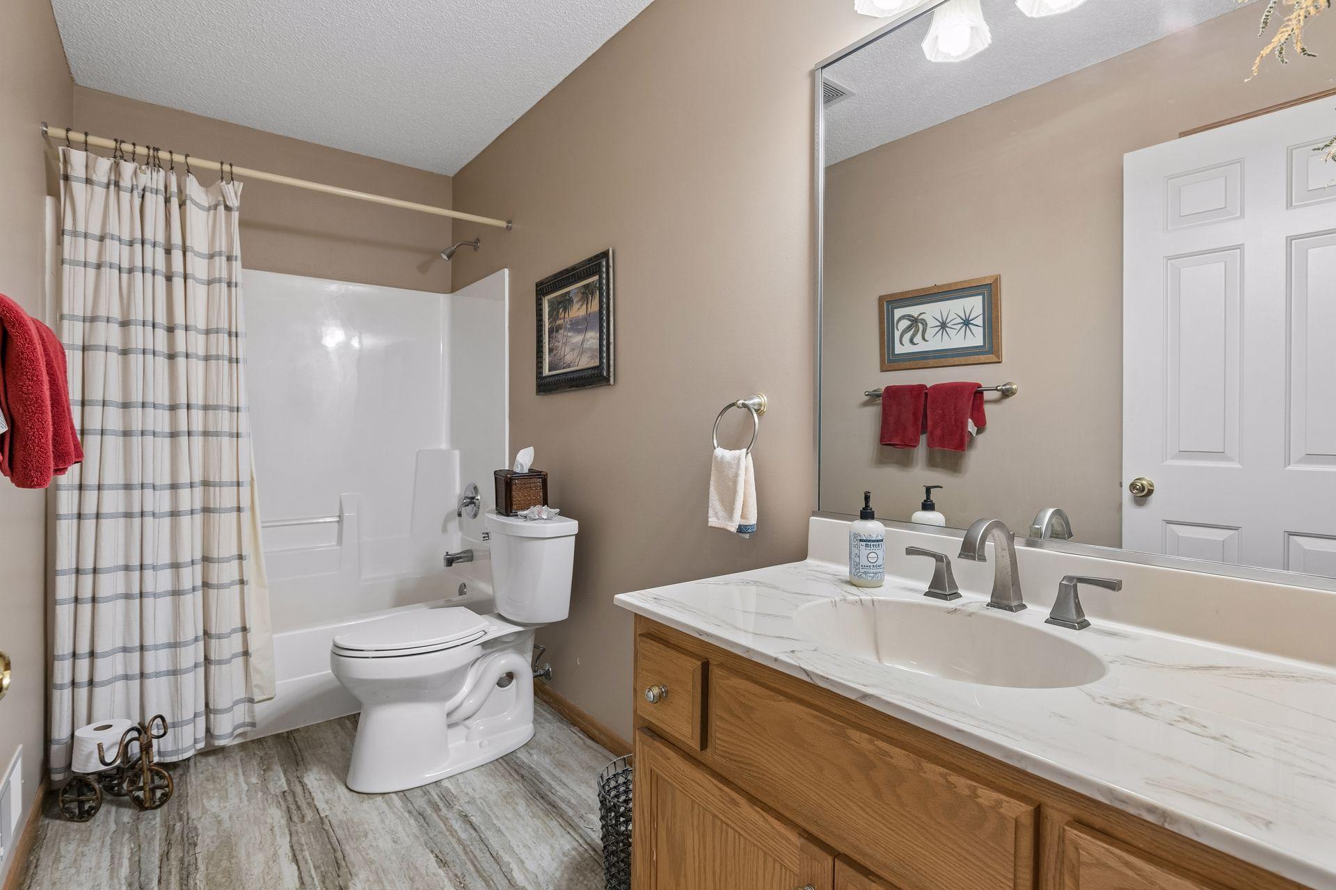 View of Residential at 13323 Glenhaven Court, Apple Valley MN 55124, Apple Valley (29 of 33) - Mike Wilen | Minnesota Team Real Estate