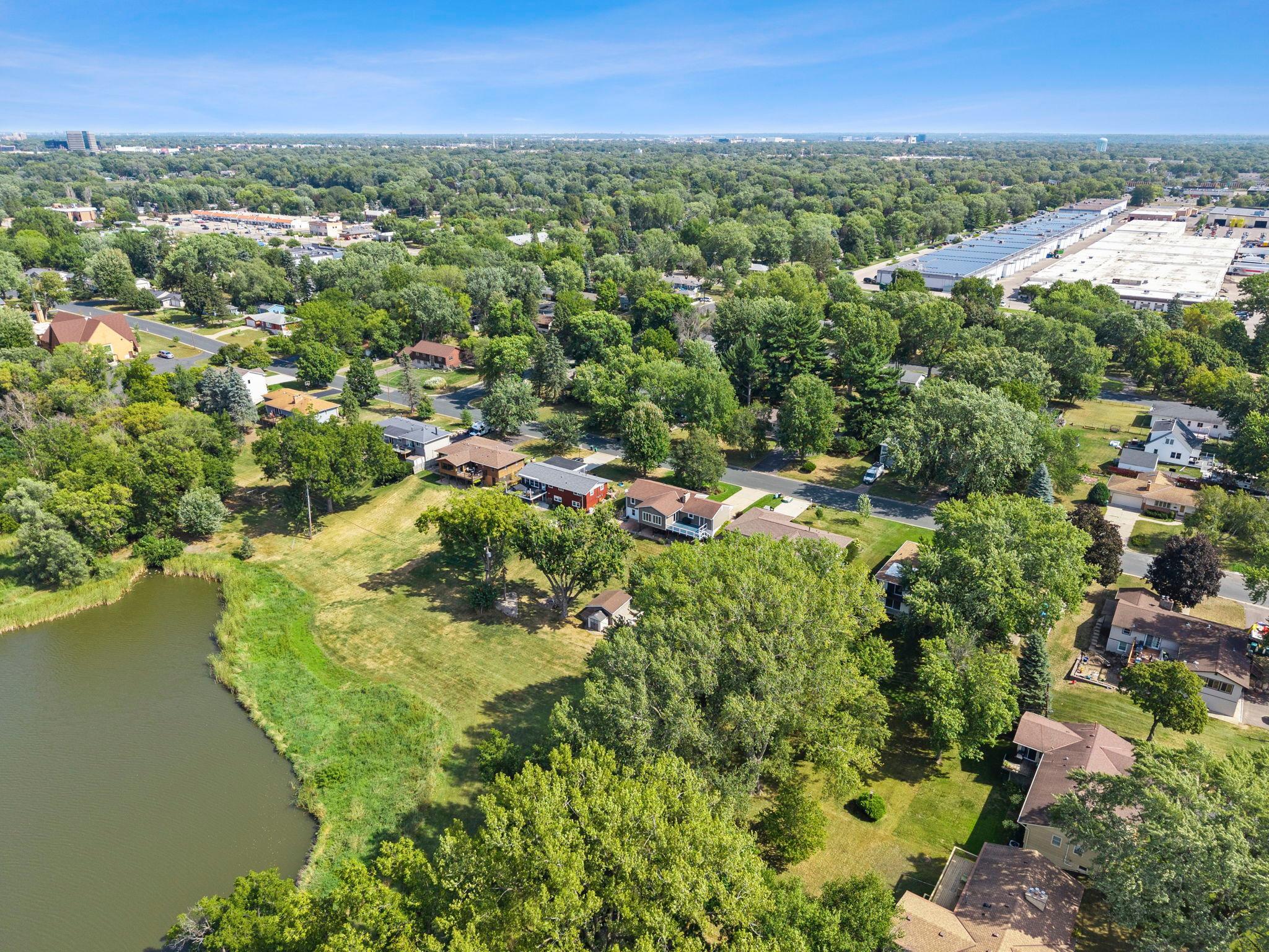 View of Residential at 9218 Russell Avenue, Bloomington MN 55431, Bloomington (77 of 88) - Mike Wilen | Minnesota Team Real Estate