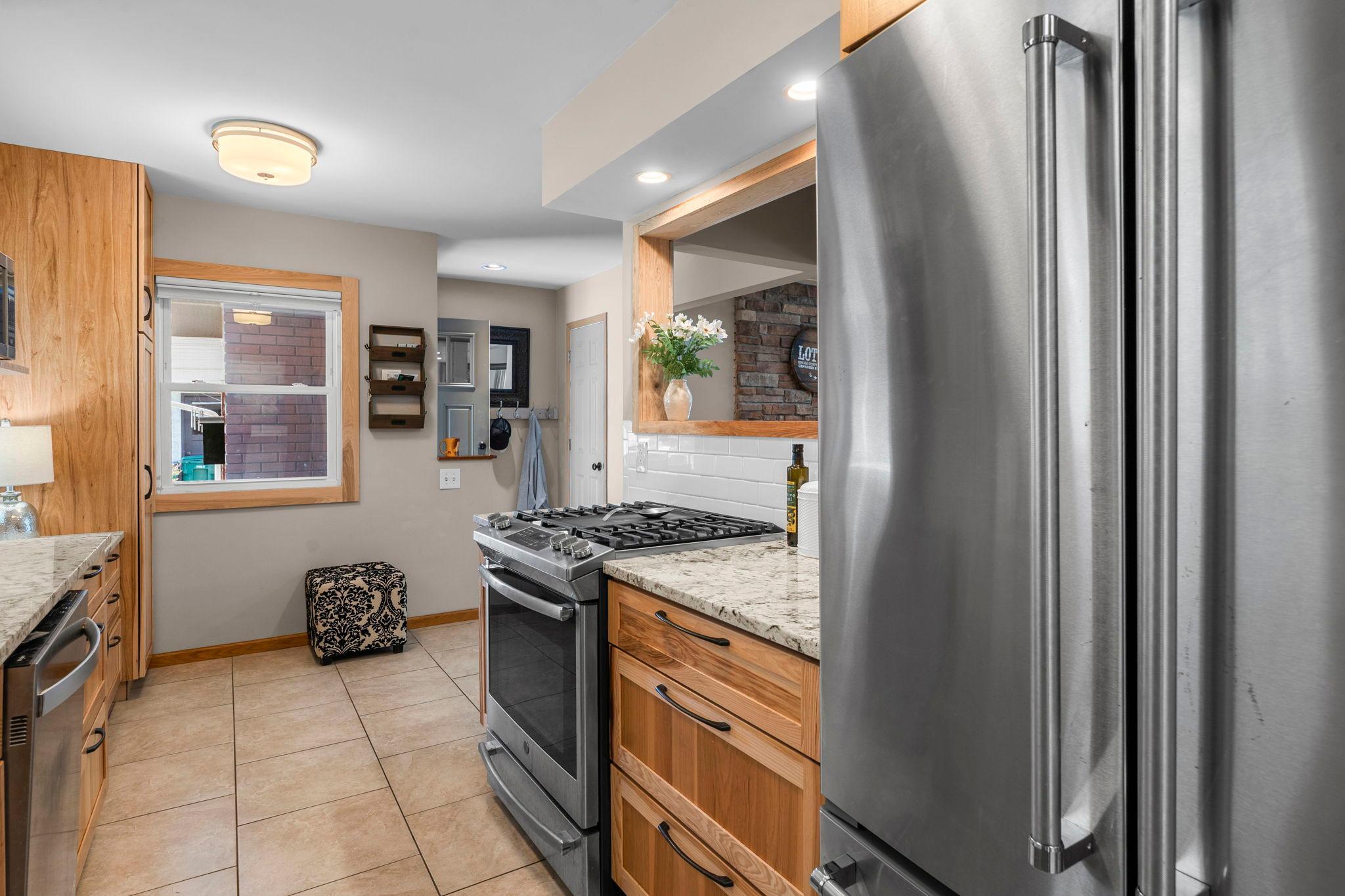 View of Residential at 9218 Russell Avenue, Bloomington MN 55431, Bloomington (22 of 88) - Mike Wilen | Minnesota Team Real Estate