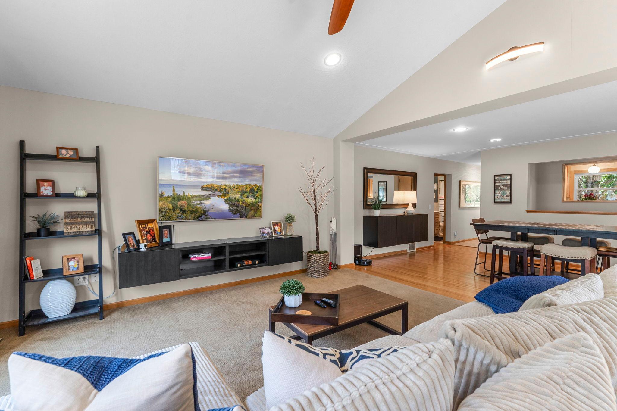 View of Residential at 9218 Russell Avenue, Bloomington MN 55431, Bloomington (18 of 88) - Mike Wilen | Minnesota Team Real Estate