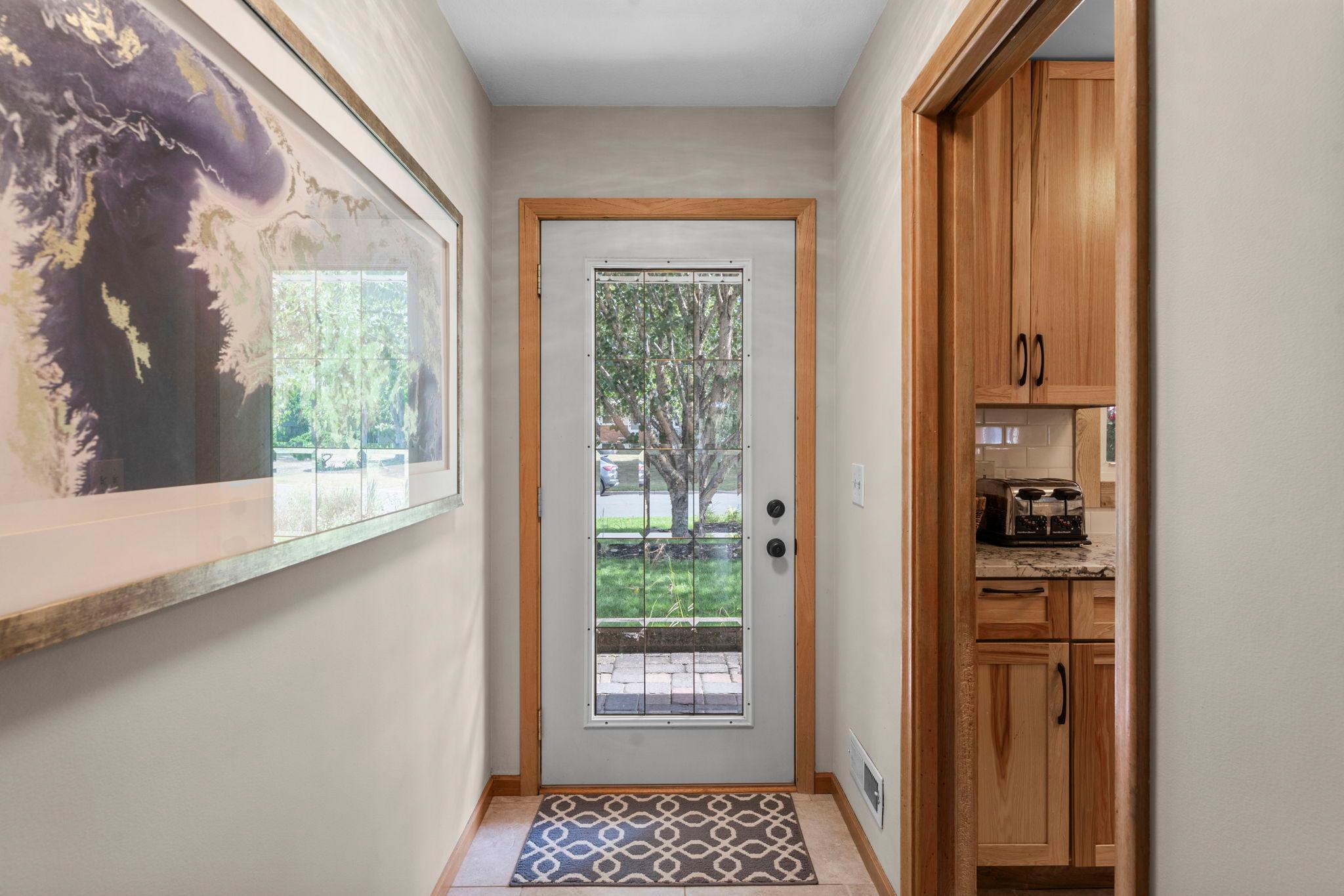 View of Residential at 9218 Russell Avenue, Bloomington MN 55431, Bloomington (14 of 88) - Mike Wilen | Minnesota Team Real Estate