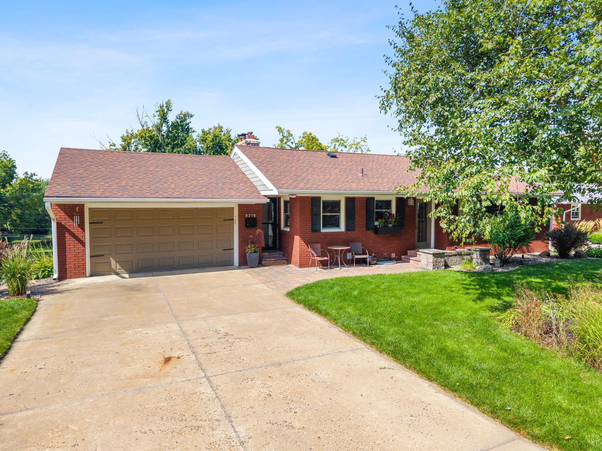View of Residential at 9218 Russell Avenue, Bloomington MN 55431, Bloomington (8 of 88) - Mike Wilen | Minnesota Team Real Estate