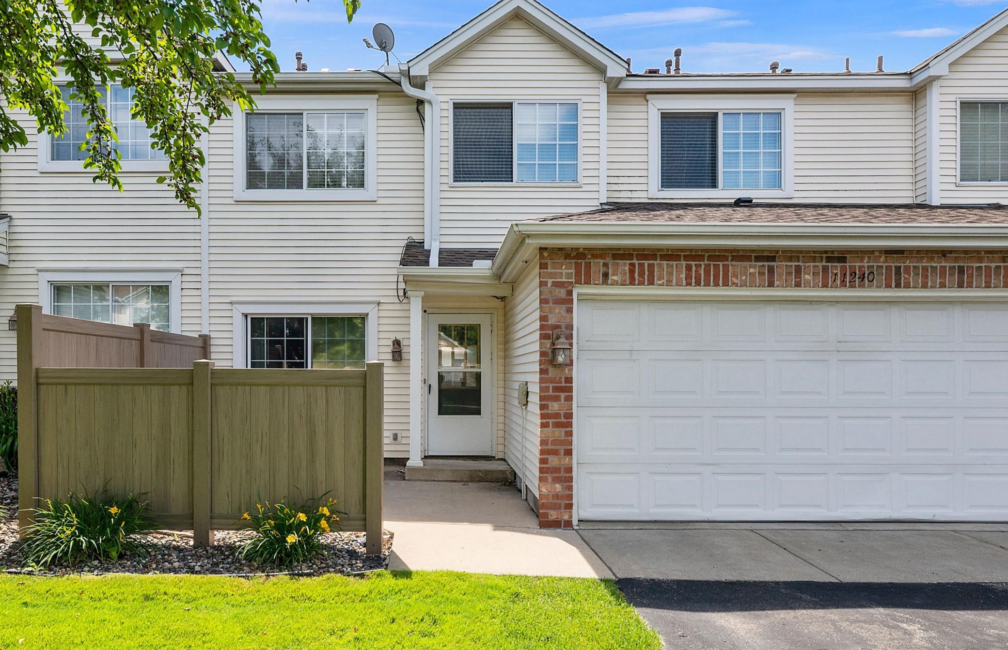 View of Residential at 11240 Providence Lane, Eden Prairie MN 55344, Eden Prairie (25 of 29) - Mike Wilen | Minnesota Team Real Estate