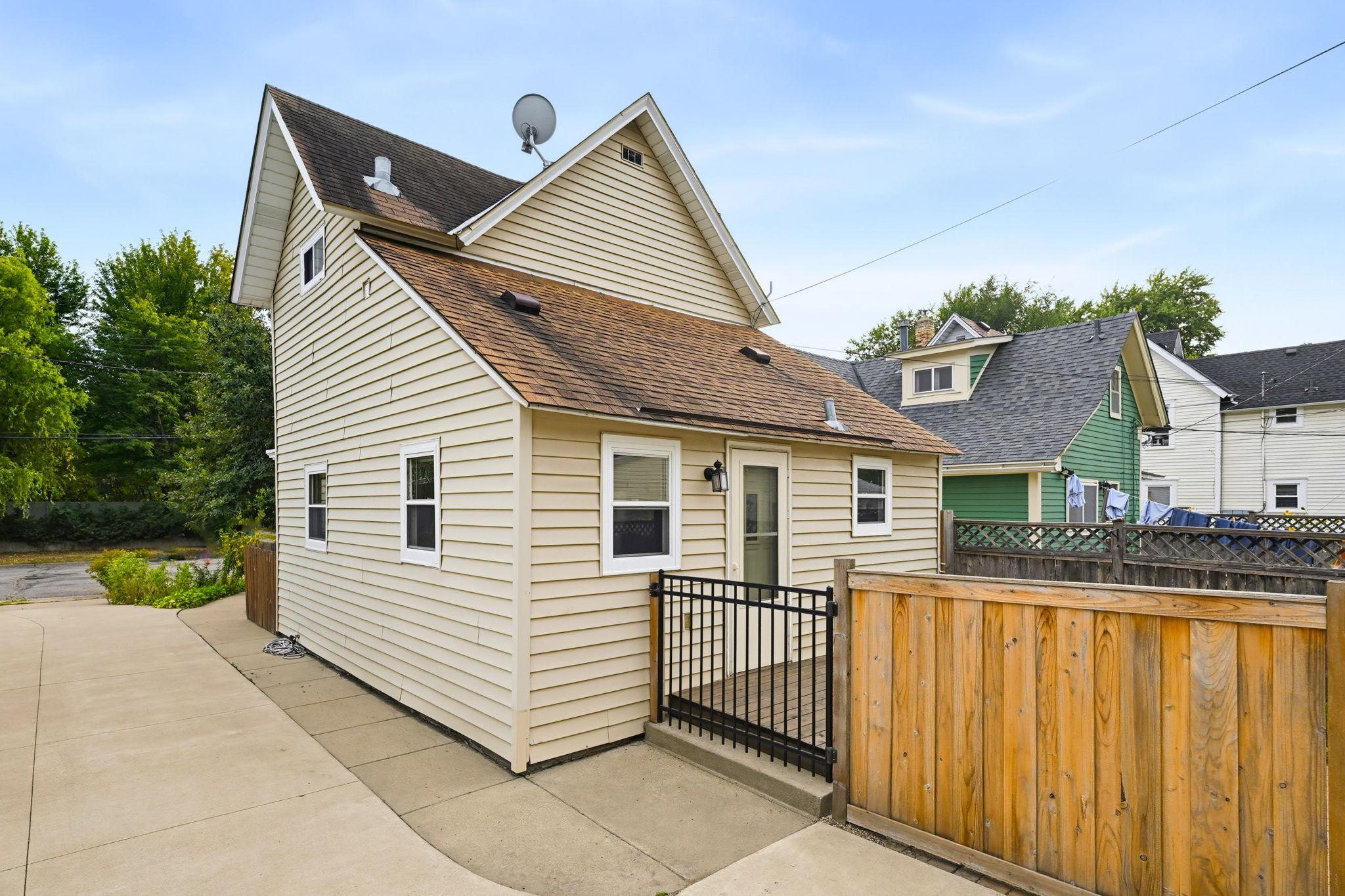 View of Residential at 2924 25th Street, Minneapolis MN 55406, Minneapolis (39 of 44) - Mike Wilen | Minnesota Team Real Estate
