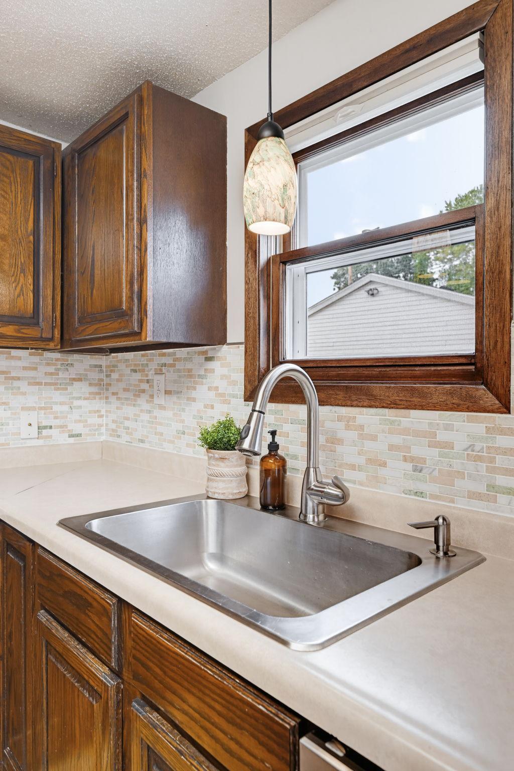 View of Residential at 2924 25th Street, Minneapolis MN 55406, Minneapolis (16 of 44) - Mike Wilen | Minnesota Team Real Estate