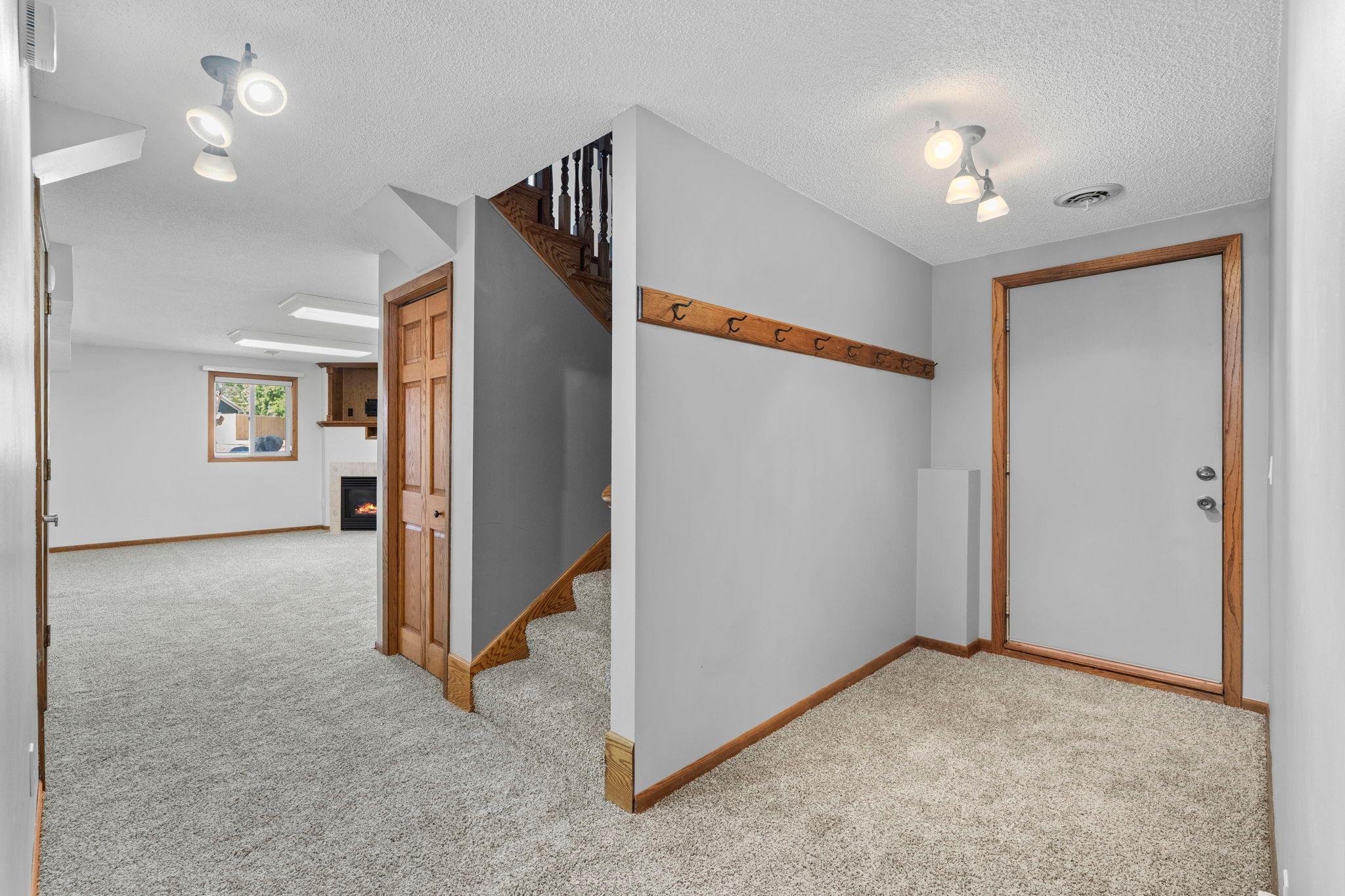 View of Residential at 302 Jennifer Lane, Jordan MN 55352, Jordan (11 of 25) - Mike Wilen | Minnesota Team Real Estate