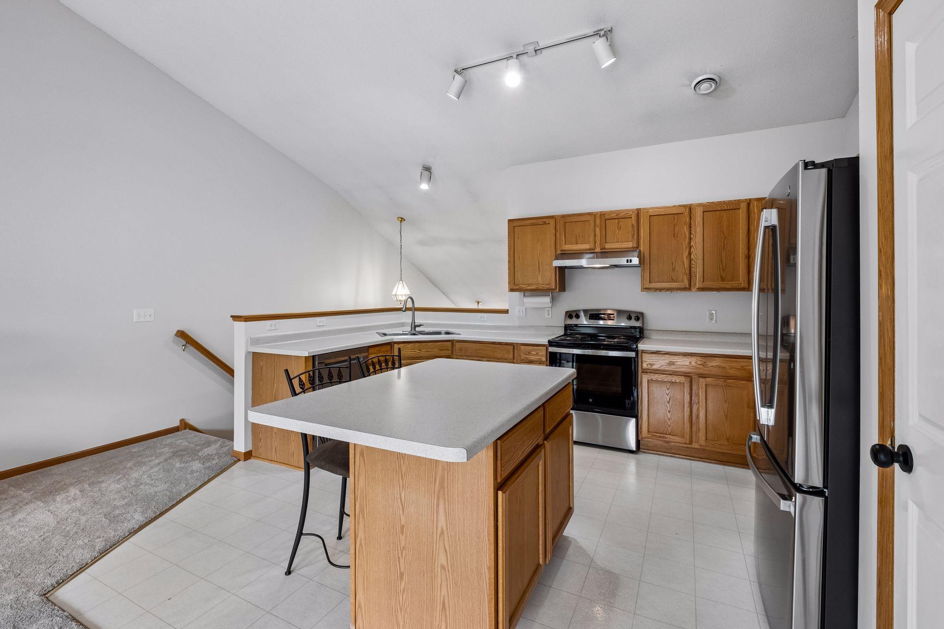 View of Residential at 6646 154th Street #162, Apple Valley MN 55124, Apple Valley (8 of 26) - Mike Wilen | Minnesota Team Real Estate