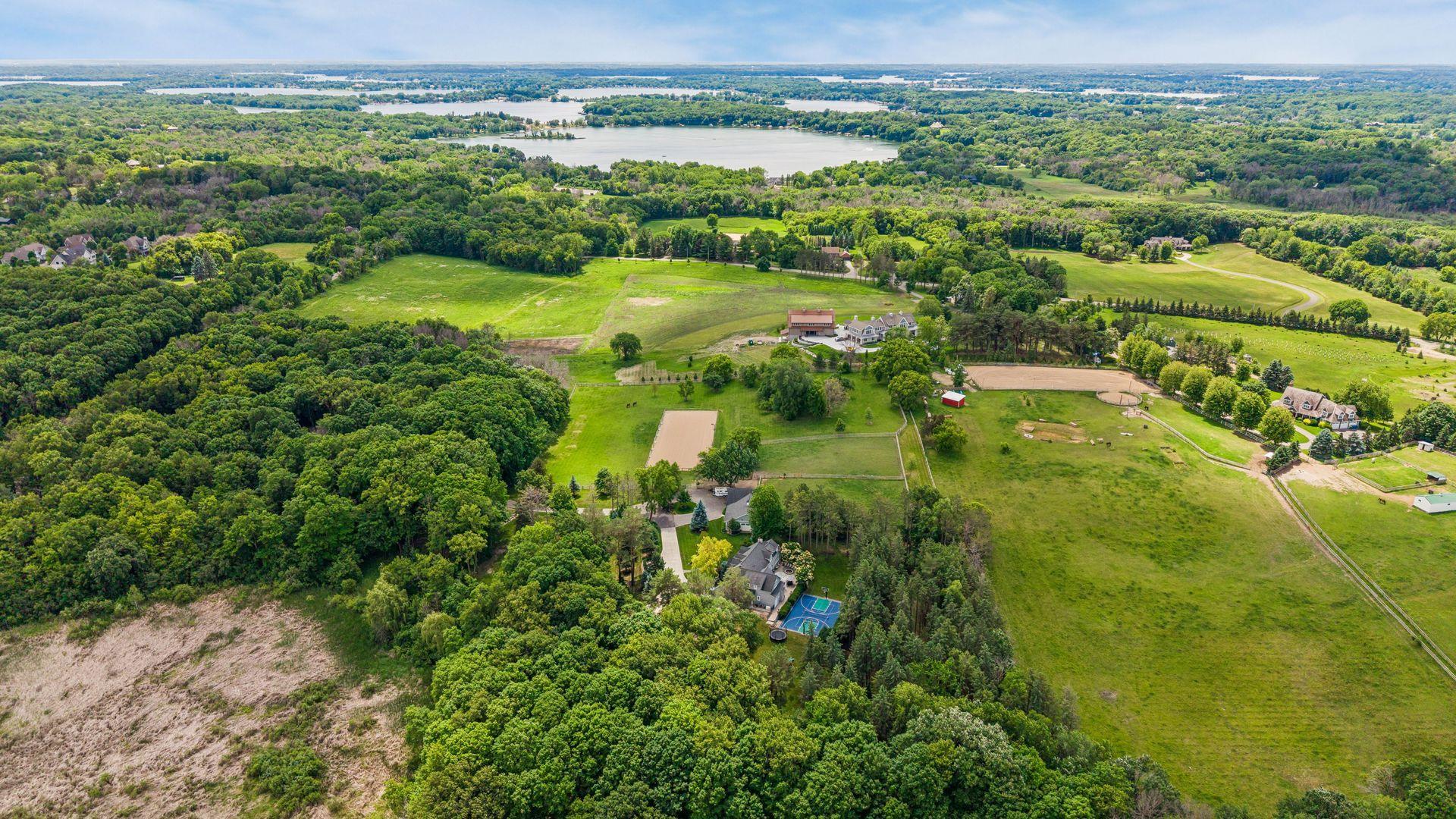 View of Residential at 355 Stubbs Bay Road, Orono MN 55356, Orono (10 of 104) - Mike Wilen | Minnesota Team Real Estate