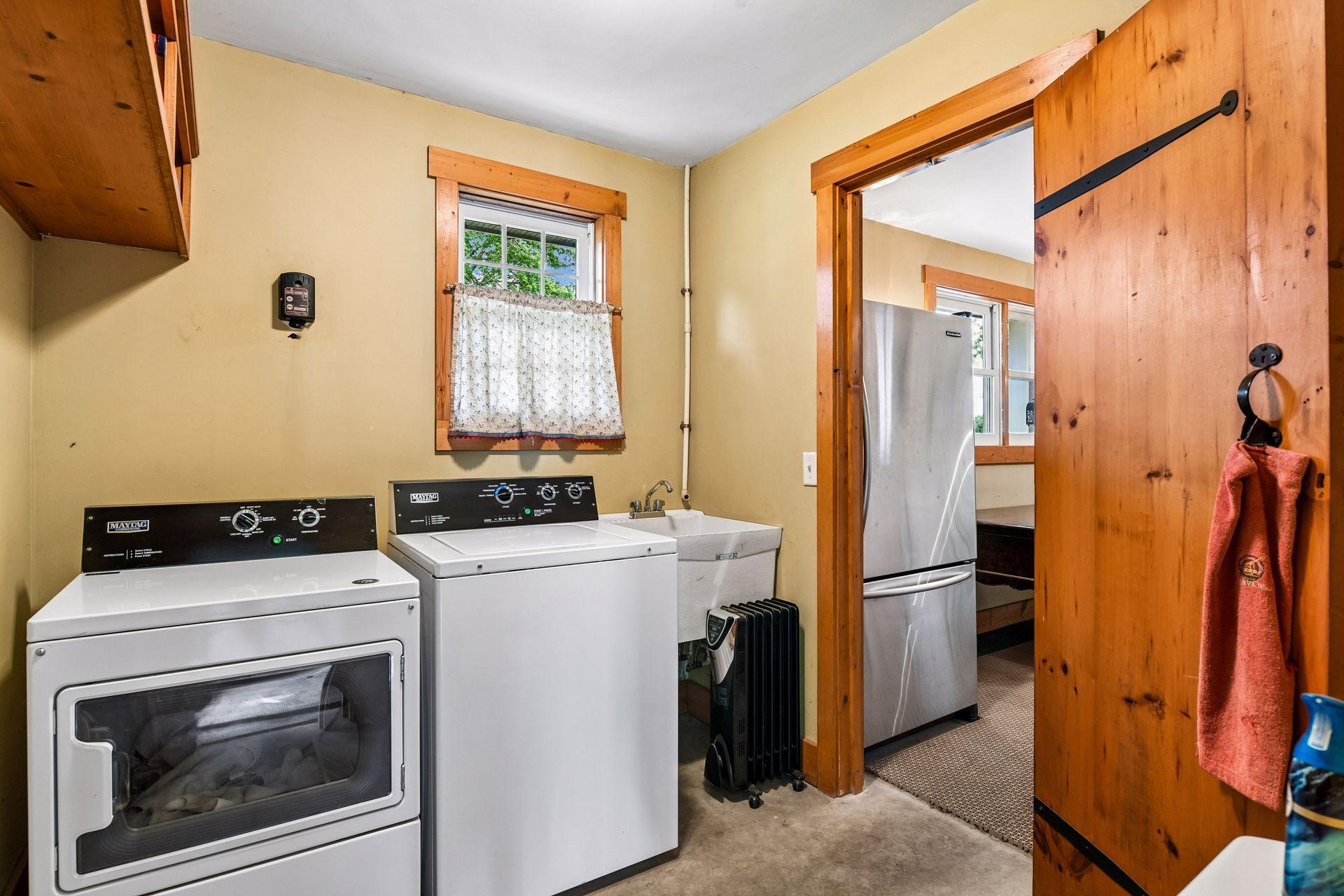 View of Residential at 355 Stubbs Bay Road, Orono MN 55356, Orono (89 of 104) - Mike Wilen | Minnesota Team Real Estate
