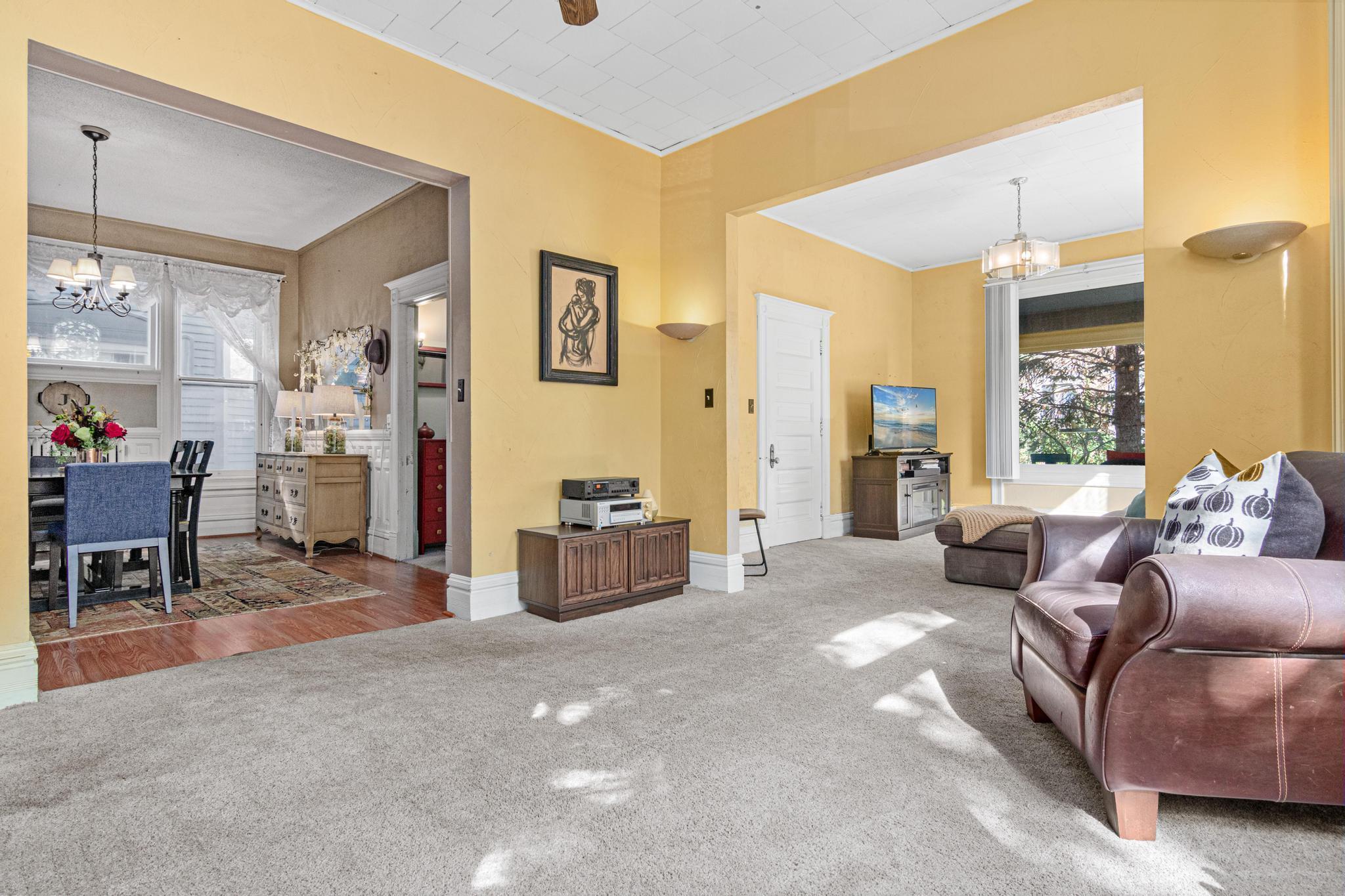 View of Residential at 742 Holly Avenue, Saint Paul MN 55104, Saint Paul (9 of 38) - Mike Wilen | Minnesota Team Real Estate