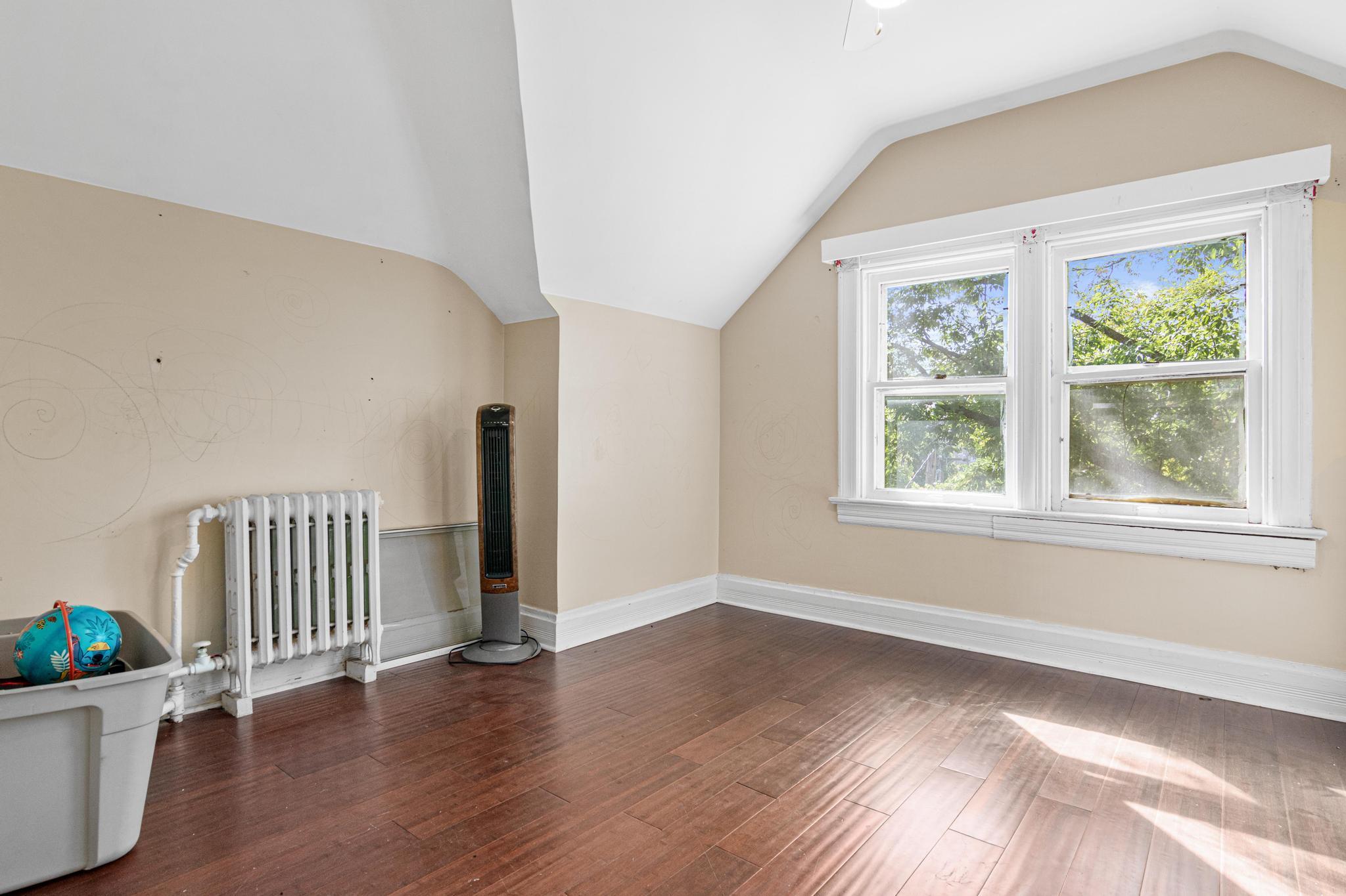 View of Residential at 742 Holly Avenue, Saint Paul MN 55104, Saint Paul (25 of 38) - Mike Wilen | Minnesota Team Real Estate