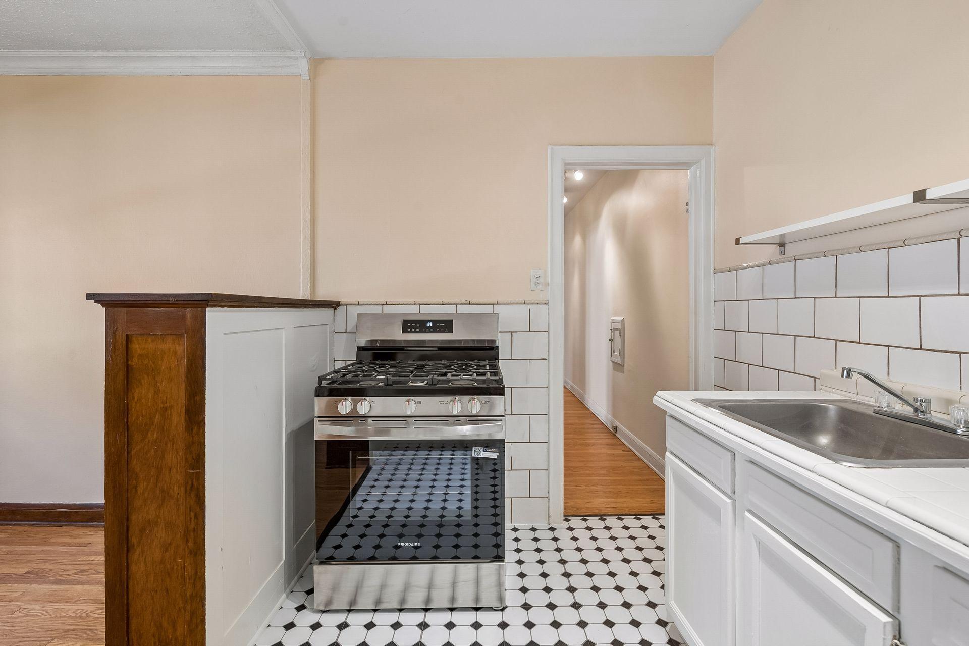 View of Residential at 4731 Nicollet Avenue #2, Minneapolis MN 55419, Minneapolis (21 of 41) - Mike Wilen | Minnesota Team Real Estate