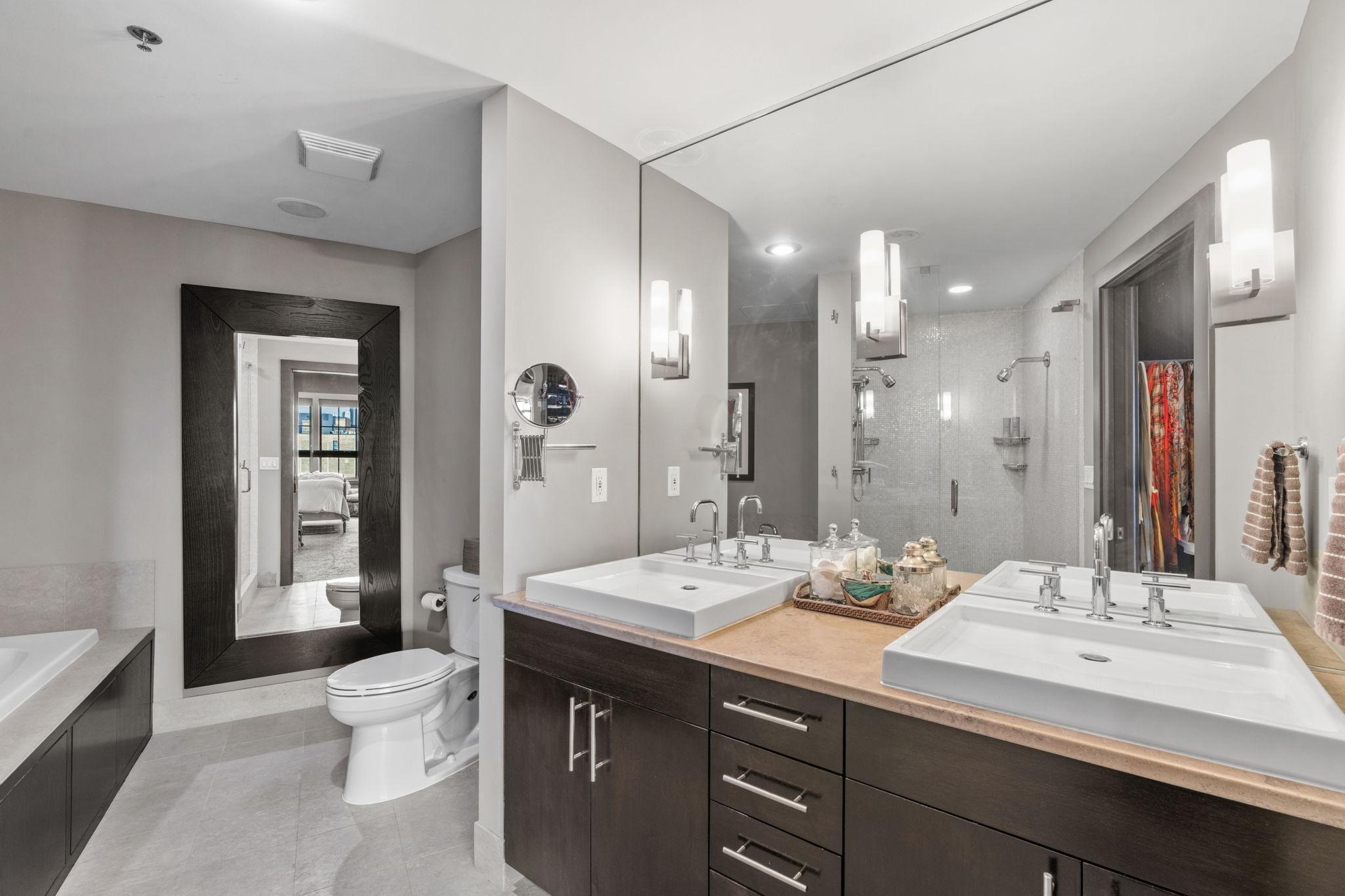 View of Residential at 111 4th Avenue #403, Minneapolis MN 55401, Minneapolis (20 of 46) - Mike Wilen | Minnesota Team Real Estate