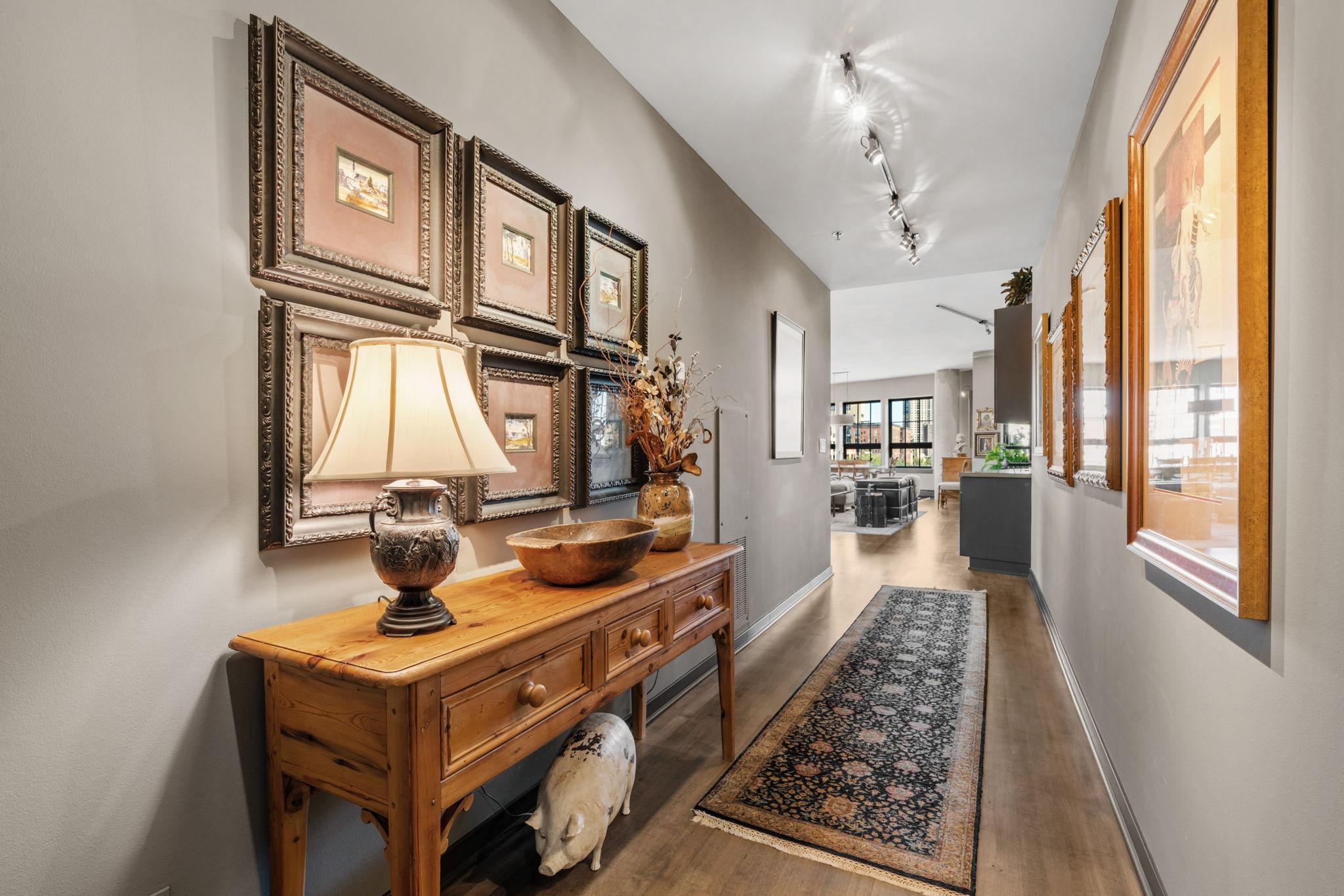 View of Residential at 111 4th Avenue #403, Minneapolis MN 55401, Minneapolis (31 of 46) - Mike Wilen | Minnesota Team Real Estate