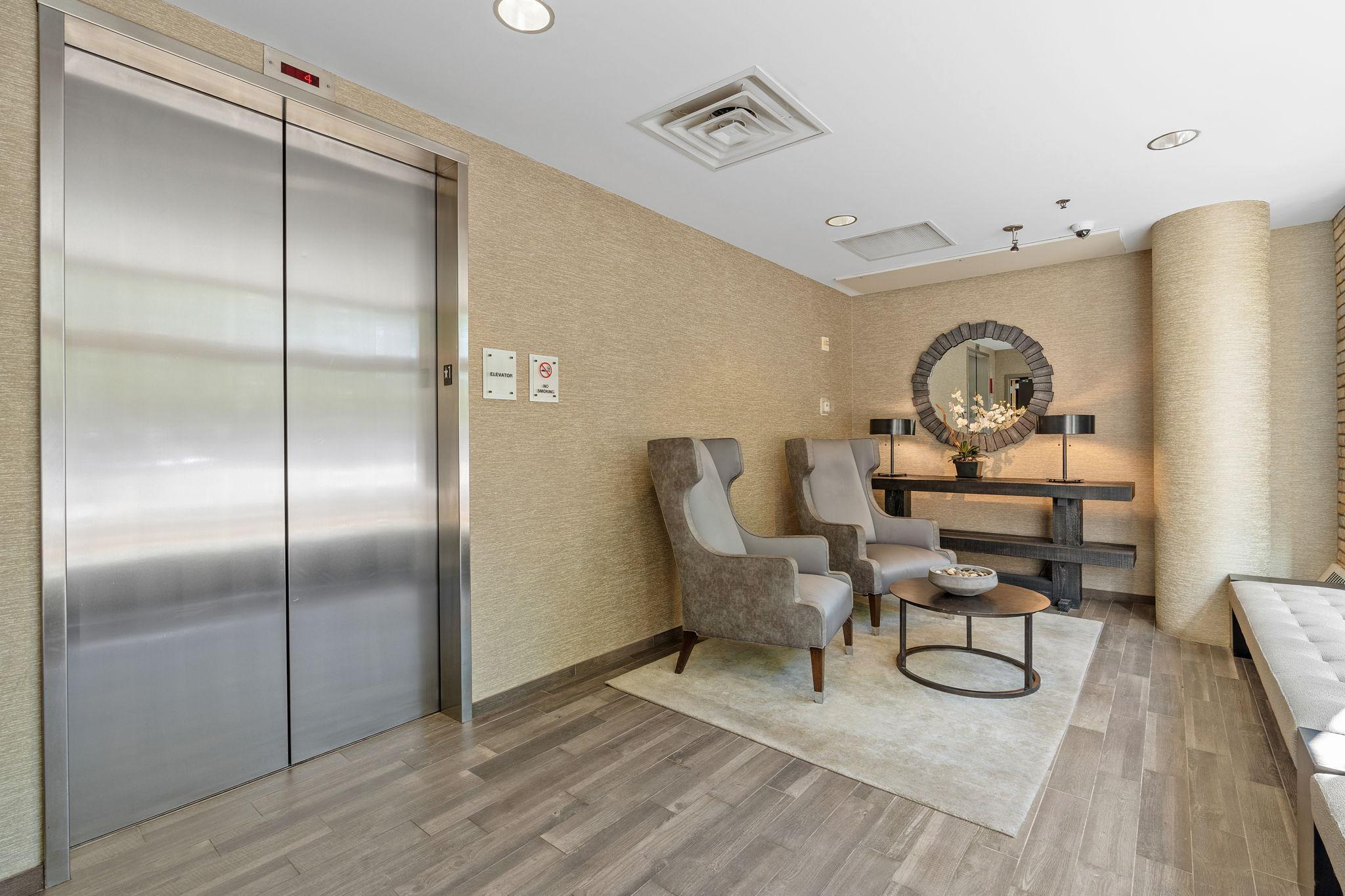View of Residential at 111 4th Avenue #403, Minneapolis MN 55401, Minneapolis (40 of 46) - Mike Wilen | Minnesota Team Real Estate