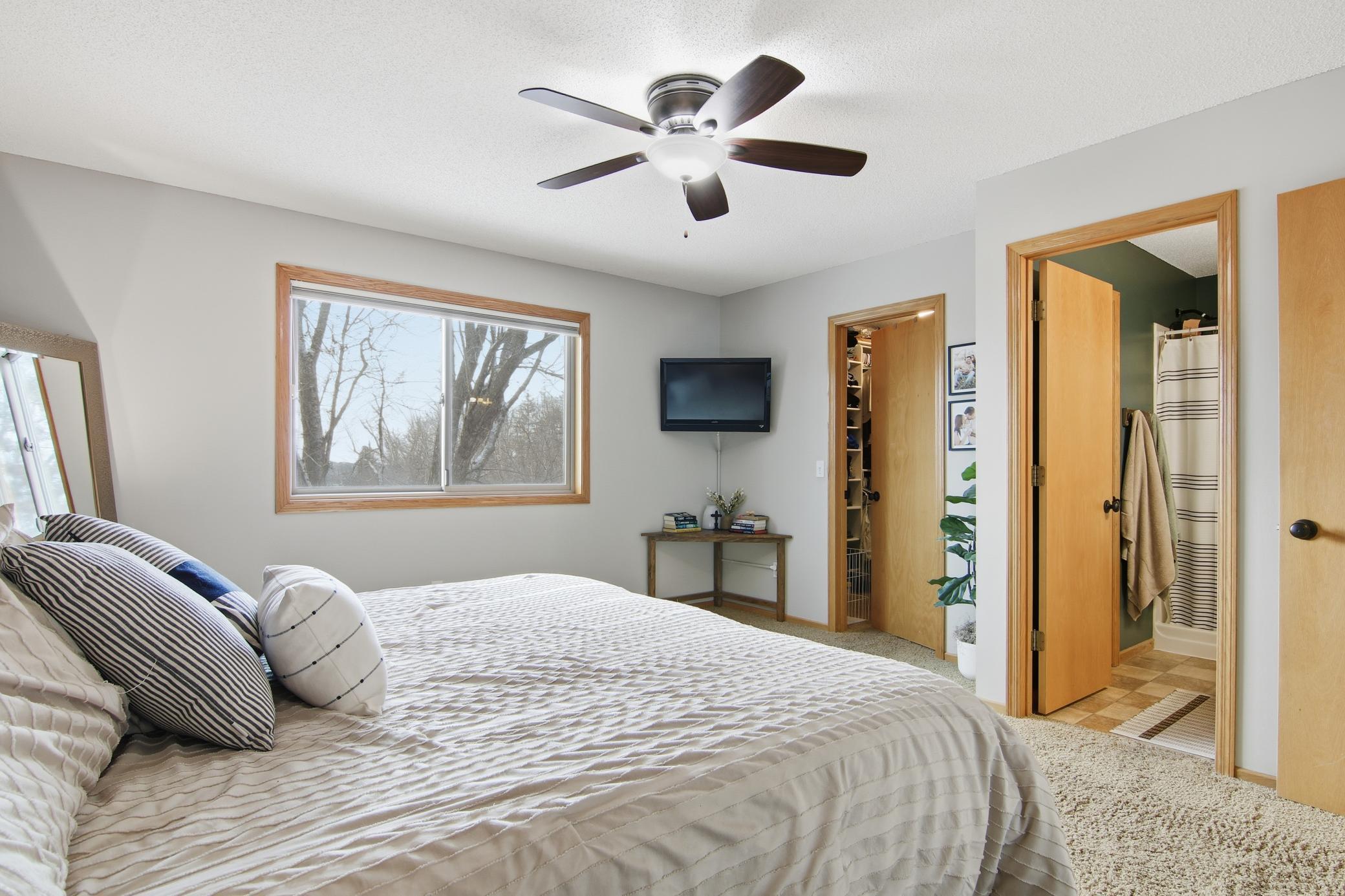 View of Residential at 9953 Starlight Drive, Woodbury MN 55125, Woodbury (28 of 50) - Mike Wilen | Minnesota Team Real Estate