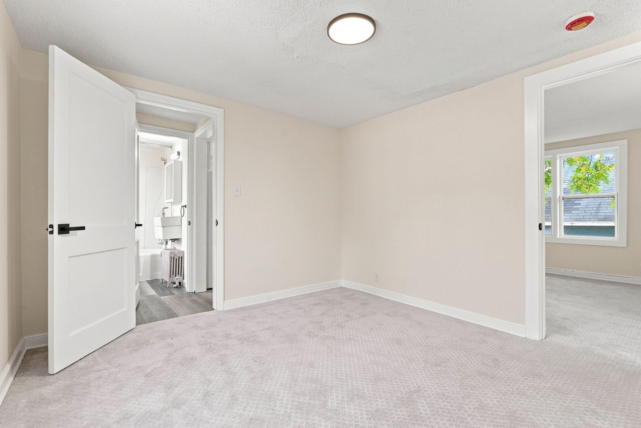 View of Residential Income at 483 Lawson Avenue, Saint Paul MN 55117, Saint Paul (59 of 69) - Mike Wilen | Minnesota Team Real Estate