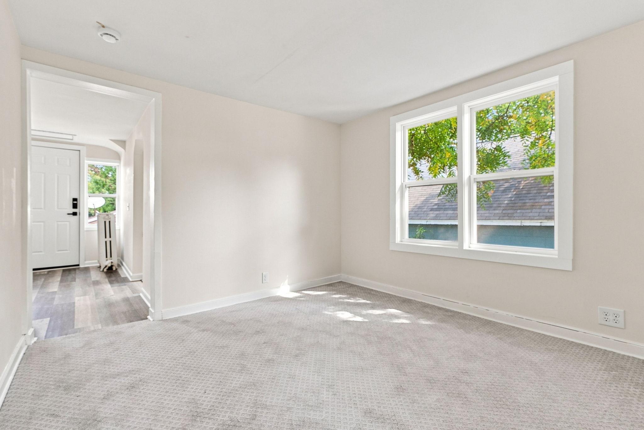 View of Residential Income at 483 Lawson Avenue, Saint Paul MN 55117, Saint Paul (55 of 69) - Mike Wilen | Minnesota Team Real Estate