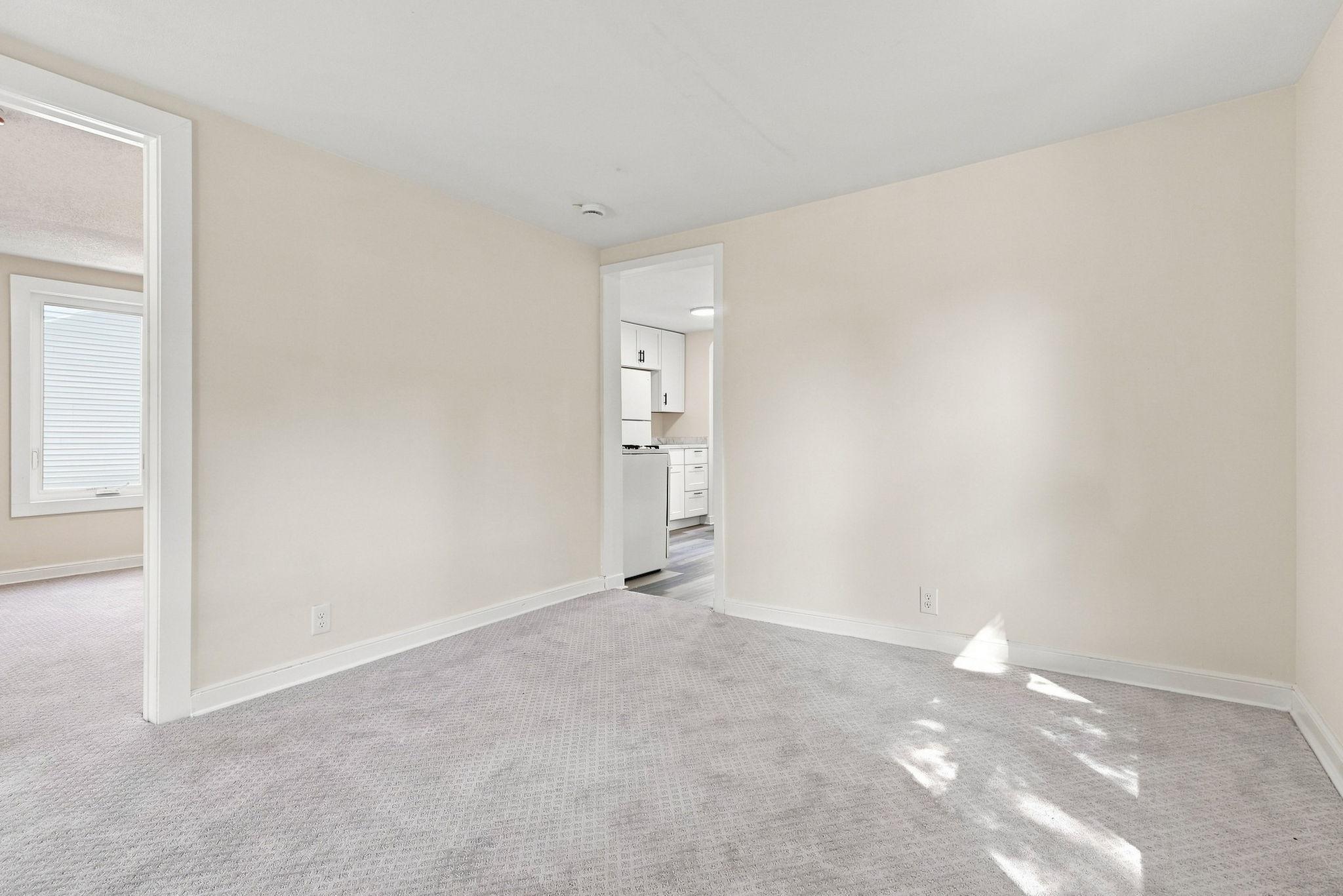View of Residential Income at 483 Lawson Avenue, Saint Paul MN 55117, Saint Paul (53 of 69) - Mike Wilen | Minnesota Team Real Estate
