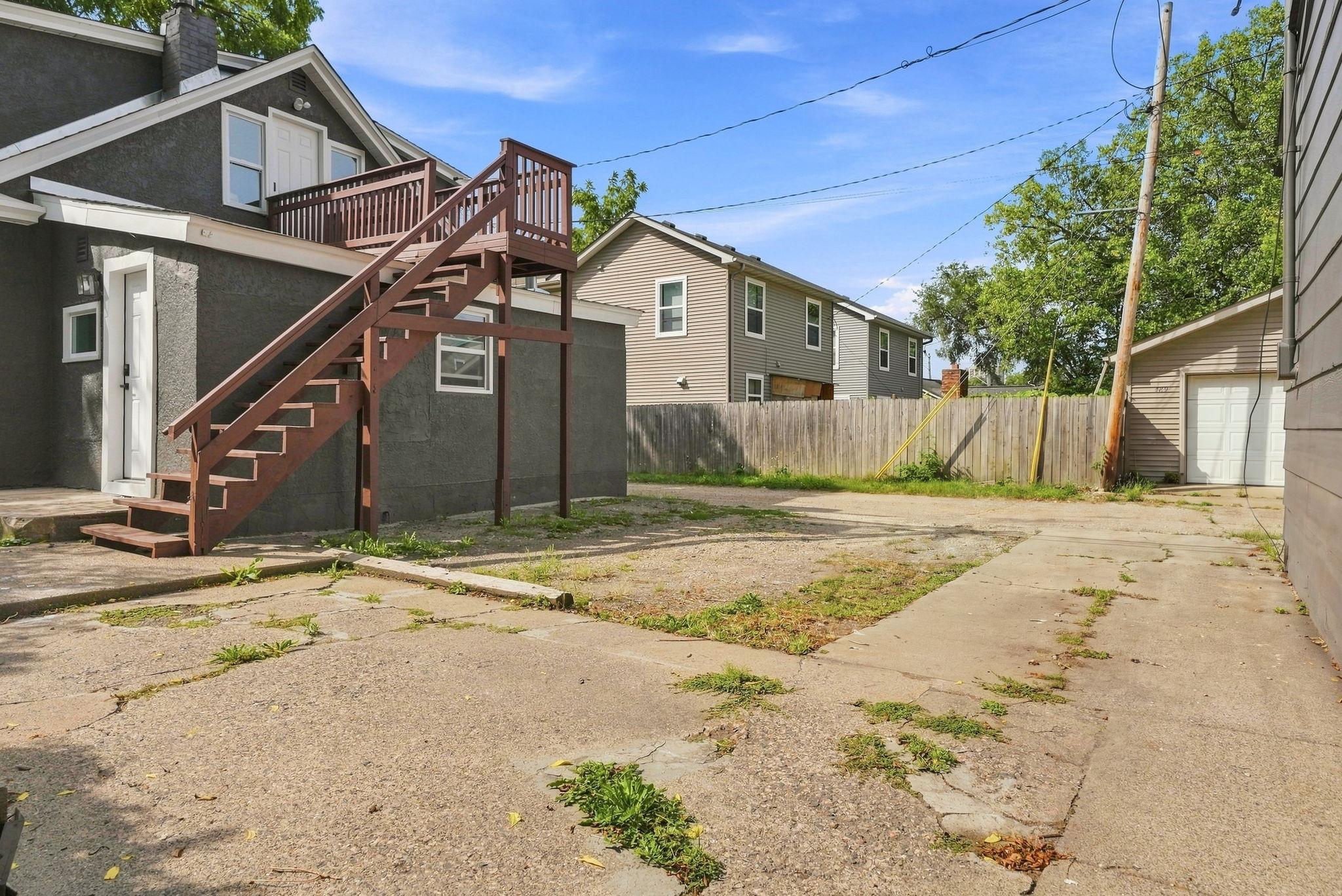 View of Residential Income at 483 Lawson Avenue, Saint Paul MN 55117, Saint Paul (65 of 69) - Mike Wilen | Minnesota Team Real Estate