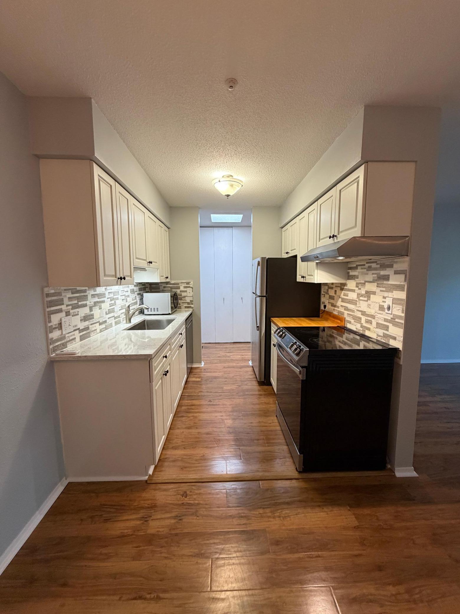 View of Residential at 7316 22nd Street #305, Saint Louis Park MN 55426, Saint Louis Park (16 of 41) - Mike Wilen | Minnesota Team Real Estate