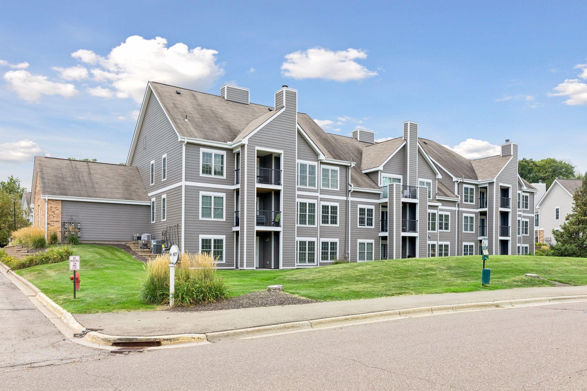 View of Residential at 6155 Chasewood Parkway #1, Minnetonka MN 55343, Minnetonka (48 of 62) - Mike Wilen | Minnesota Team Real Estate