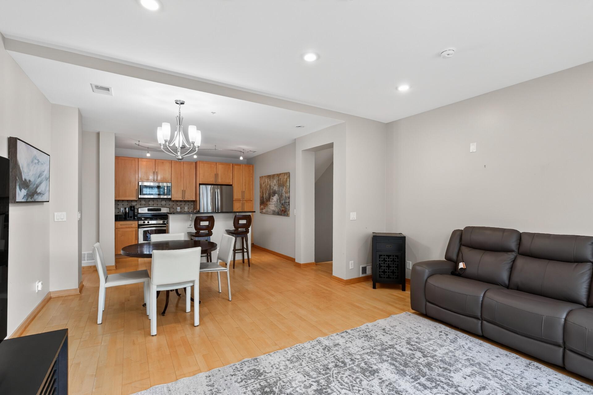 View of Residential at 530 Grant Street, Minneapolis MN 55404, Minneapolis (10 of 60) - Mike Wilen | Minnesota Team Real Estate